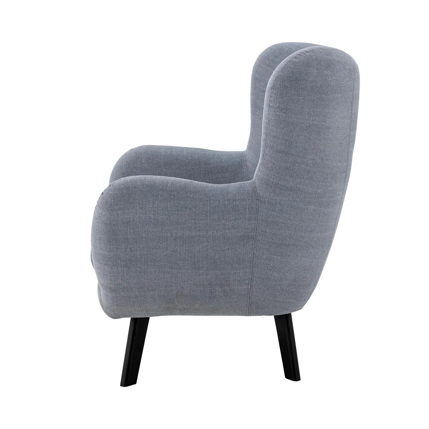 Eleganter Loungesessel in Donnerblau, aus weicher Baumwolle, mit stabilen Kiefernholzbeinen für stilvollen Komfort.