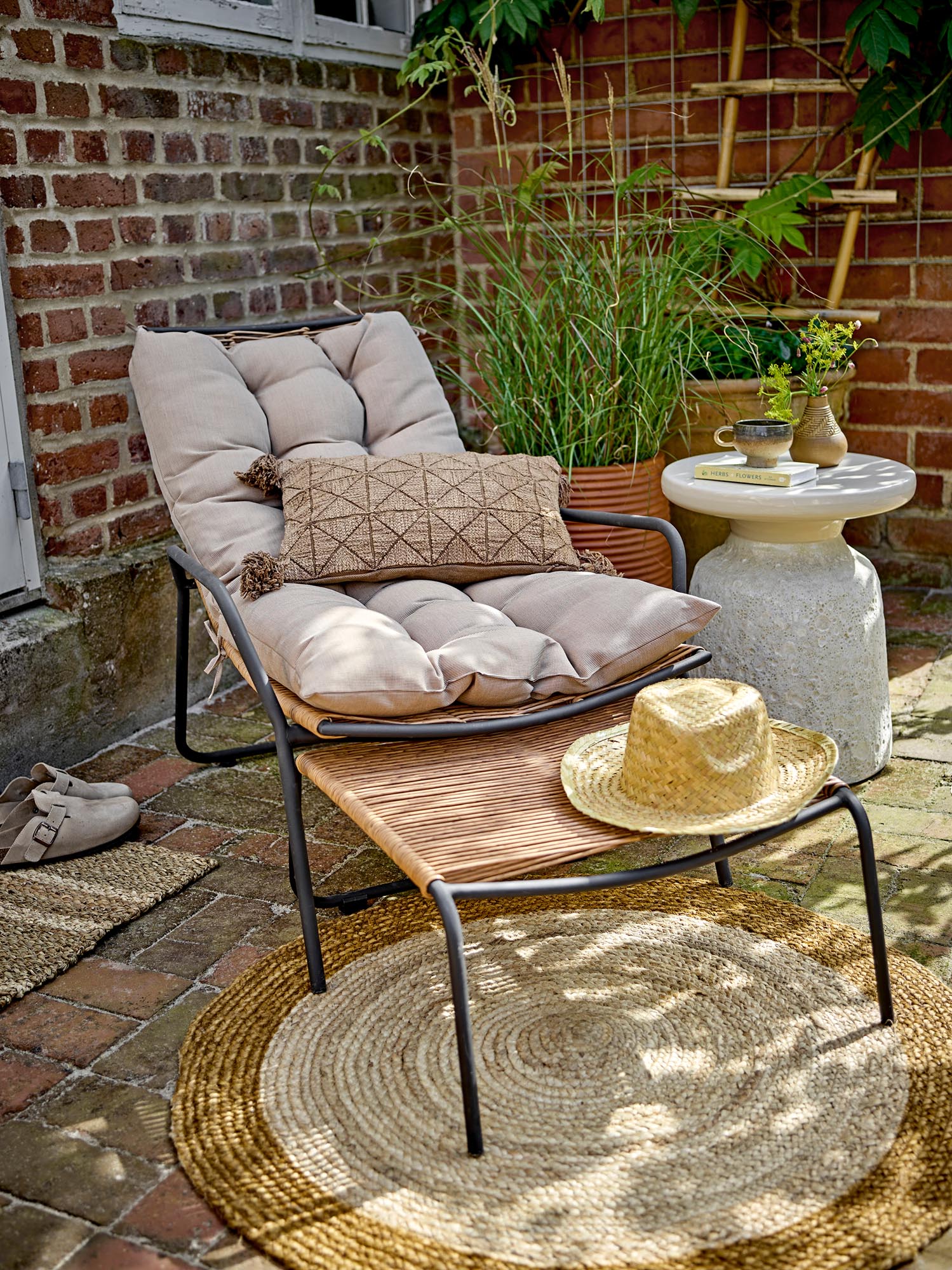 Boel Liegestuhl mit Hocker, Natur, Metall