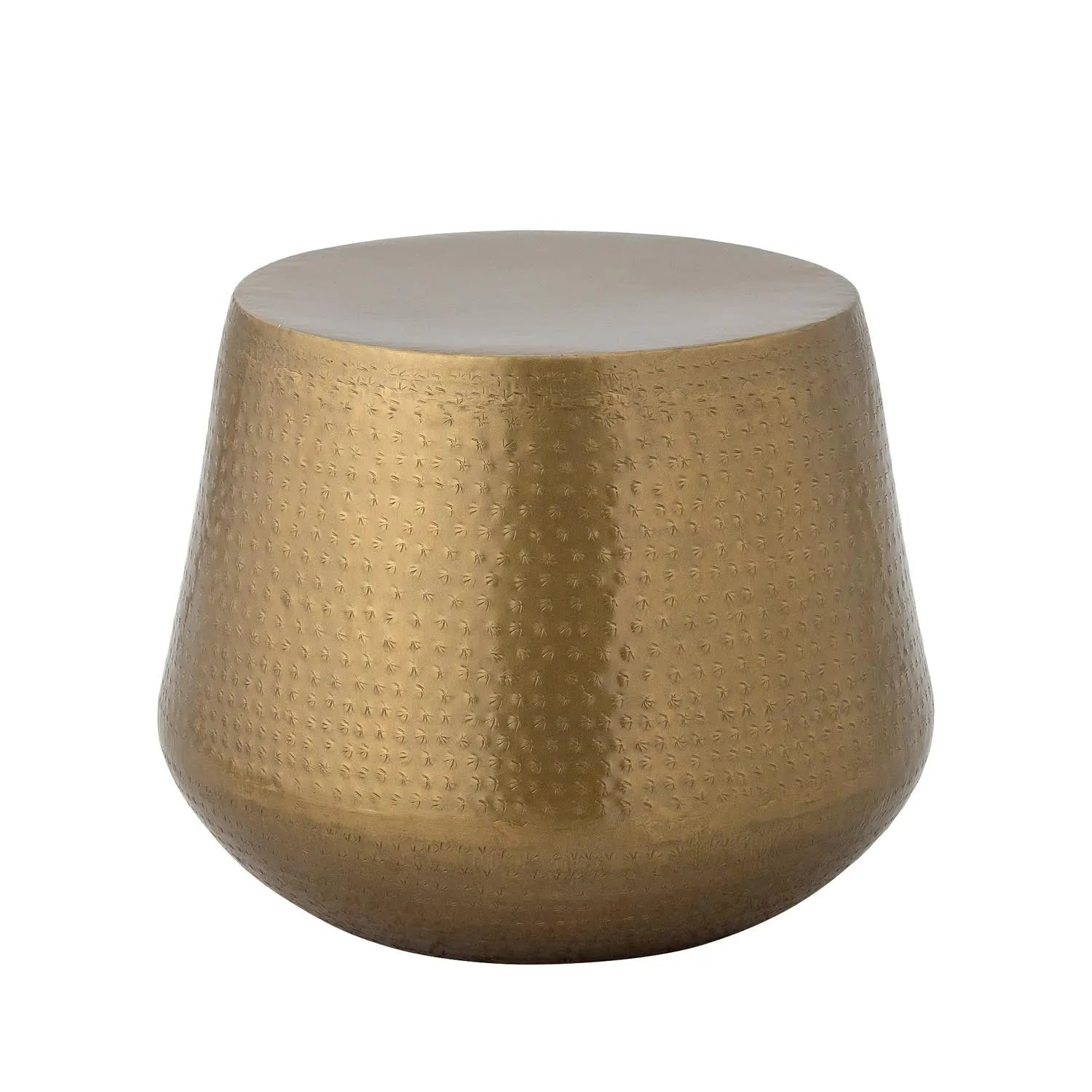 Eleganter Avola Couchtisch aus Metall in Brass, ideal für stilvolle Akzente in kleinen Räumen. Zeitlos und funktional.