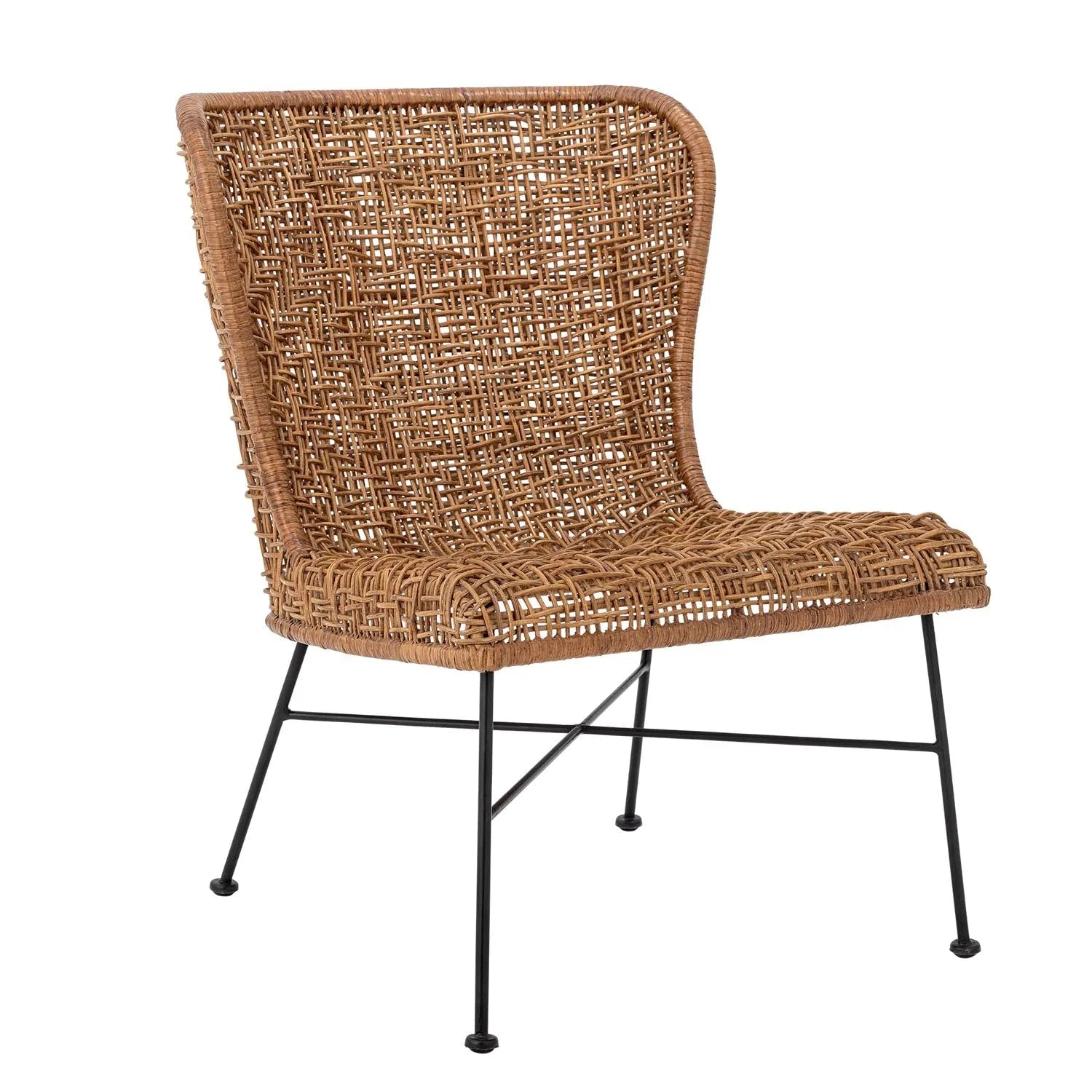 Der Somme Loungesessel aus Rattan vereint Eleganz und Komfort, ideal für stilvolle und nachhaltige Wohnräume.