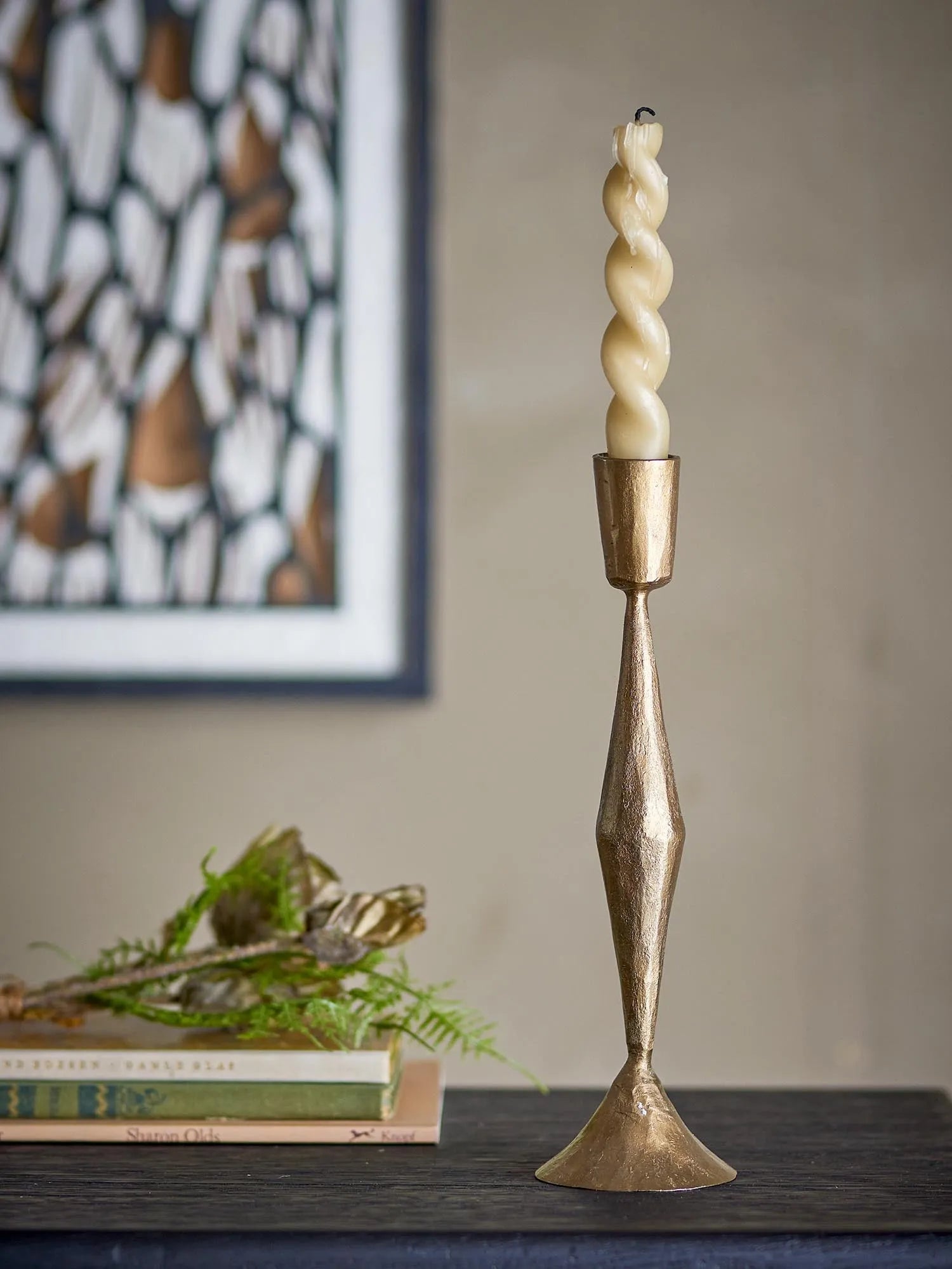 Felux Kerzenhalter, Gold, Metall in Gold präsentiert im Onlineshop von KAQTU Design AG. Kerzenständer ist von Bloomingville