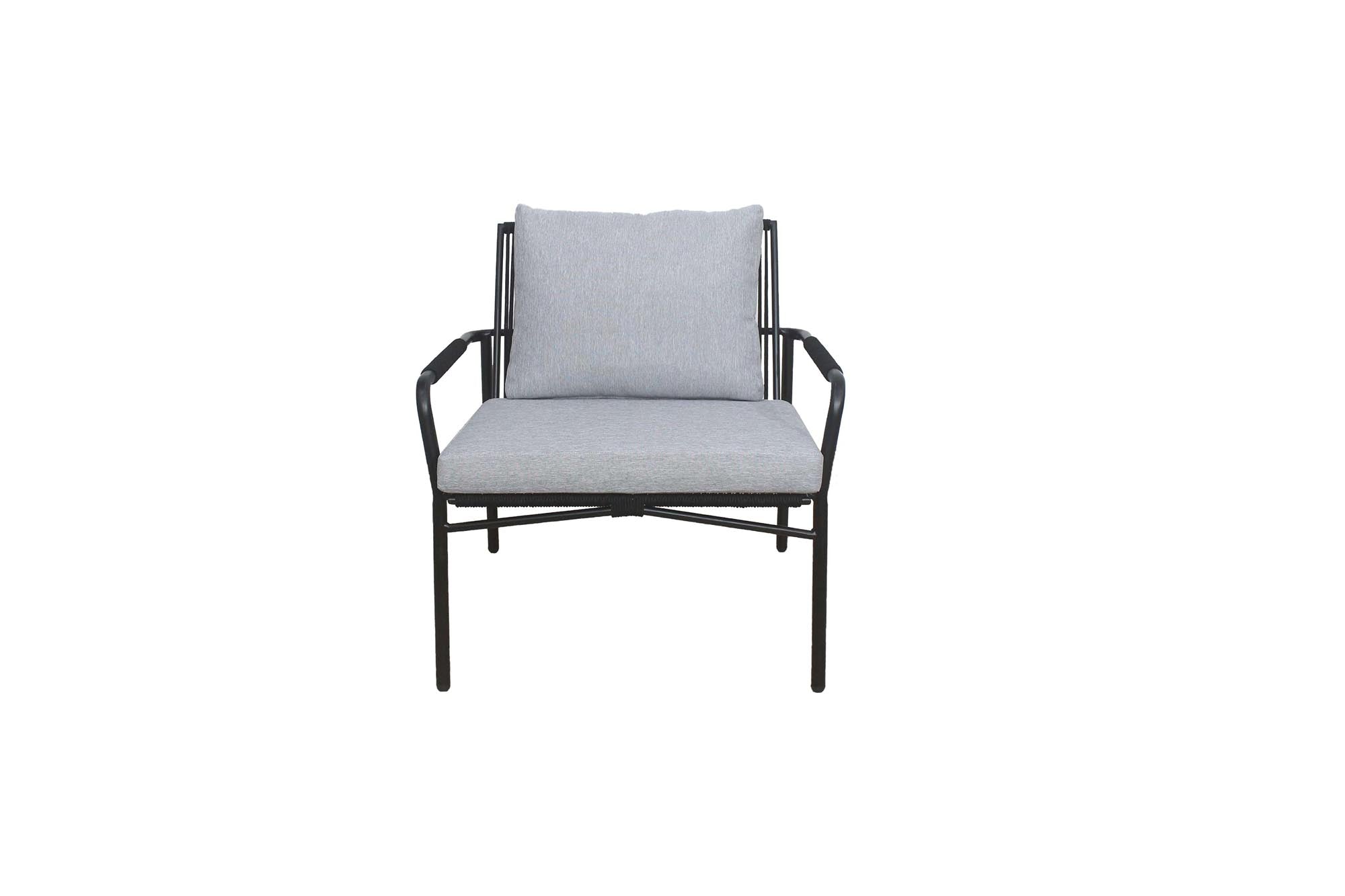 Sessel Lucia mit Armlehnen in  präsentiert im Onlineshop von KAQTU Design AG. Outdoor-Sessel mit Armlehnen ist von Be Garden