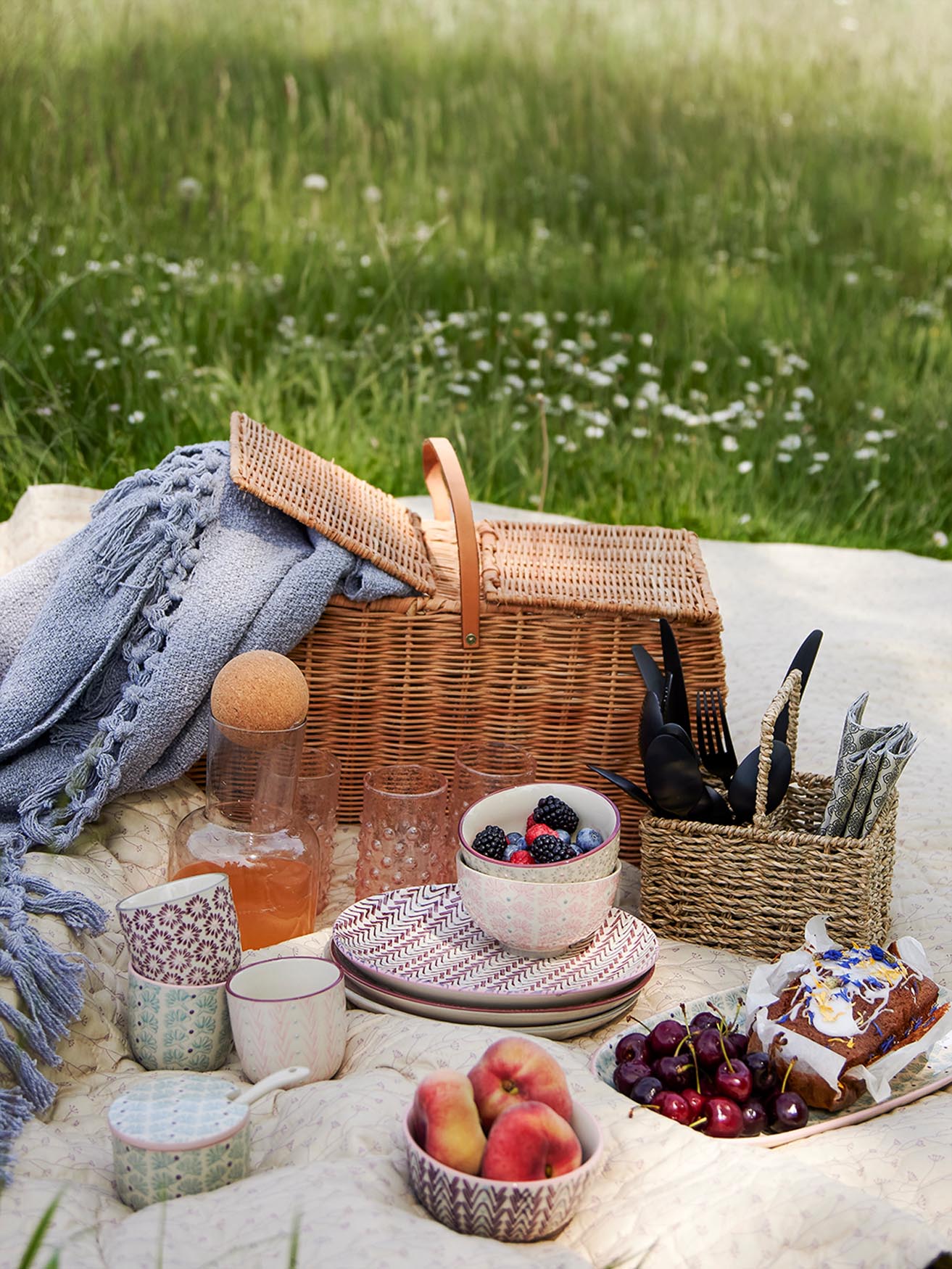 Gor basket with lid, nature, rattan