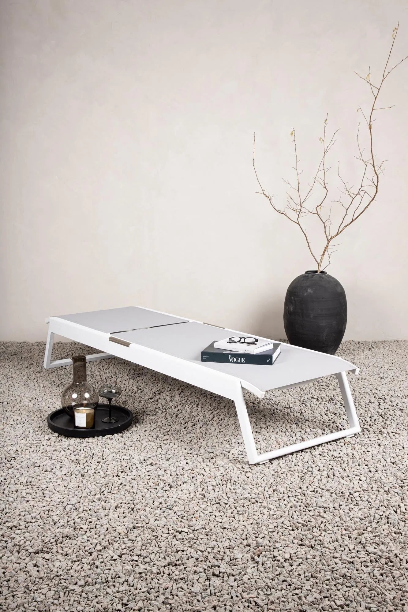 Elegante Parma Sun Lounge von Venture Home für luxuriöse Erholung.