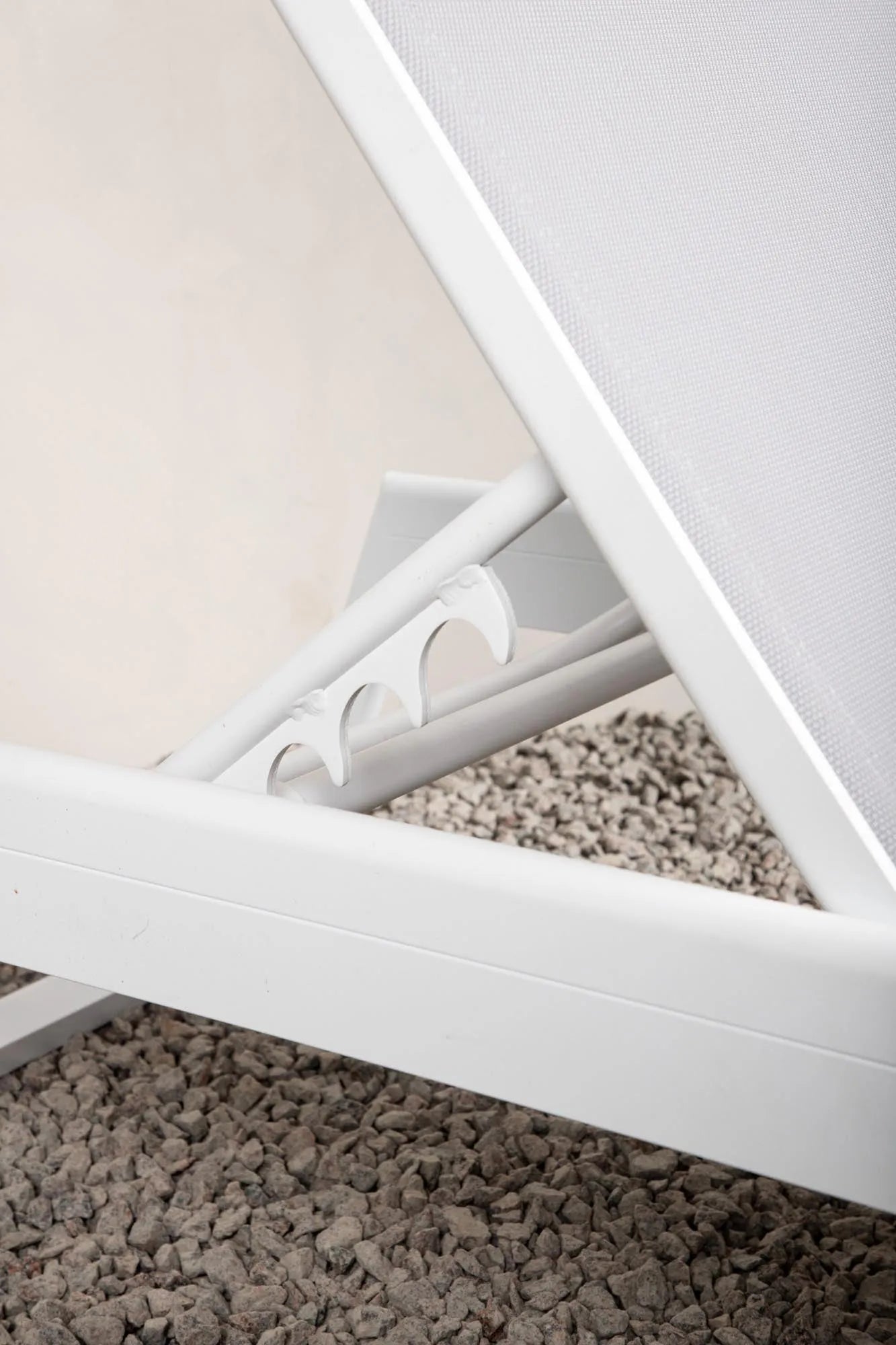 Parma Sun Lounge von Venture Home: Exklusive Entspannung im Freien.