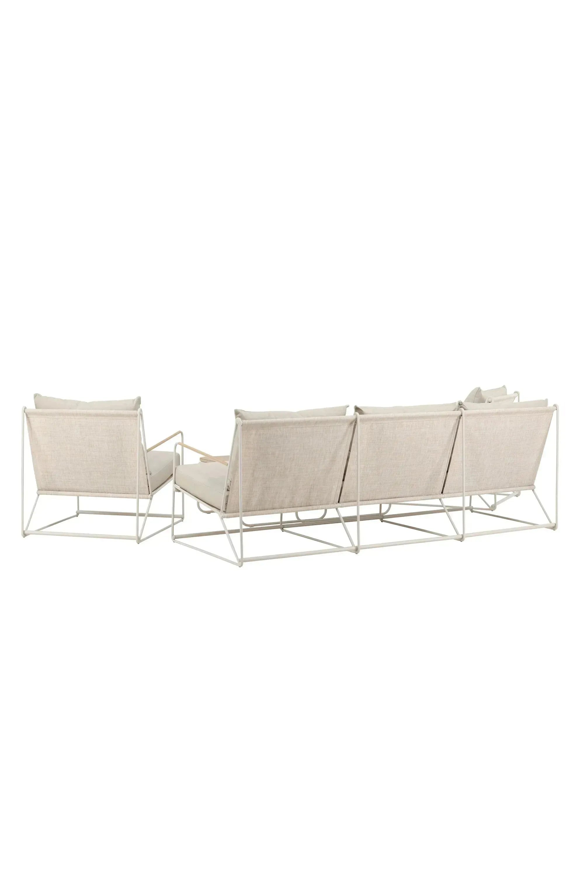 Das Palazzo Sofa Set von Venture Home kombiniert zeitgemäßen Stil mit Komfort, perfekt für elegante und einladende Wohnbereiche.