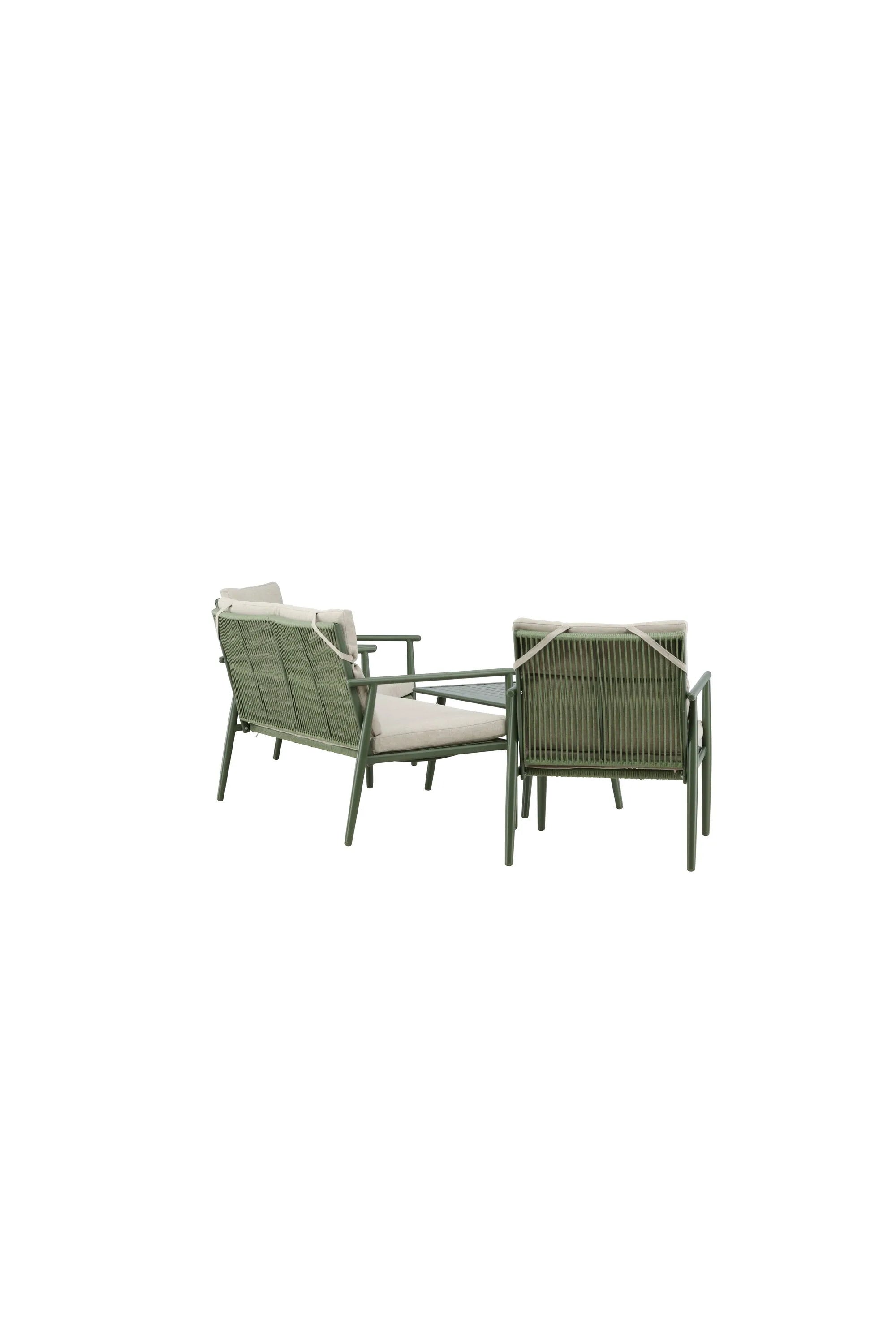 Das Mazzaro Sofa Set von Venture Home kombiniert zeitgemäßes Design mit Komfort, ideal für moderne und einladende Wohnbereiche.