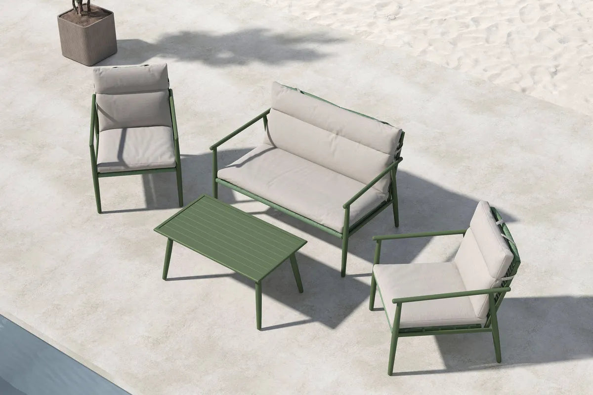 Modernes Mazzaro Sofa Set mit grünem Metallrahmen und weichen beigen Polstern, perfekt für komfortable und elegante Außenbereiche.