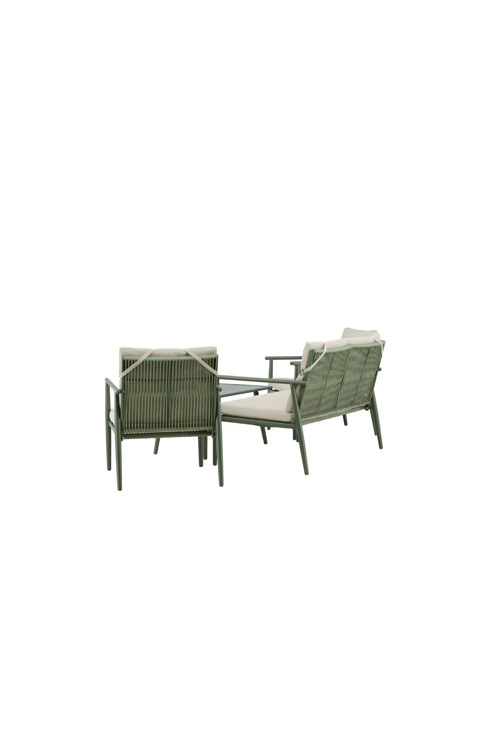 Das Mazzaro Sofa Set von Venture Home kombiniert zeitgemäßen Stil mit Komfort, ideal für moderne und einladende Wohnbereiche.