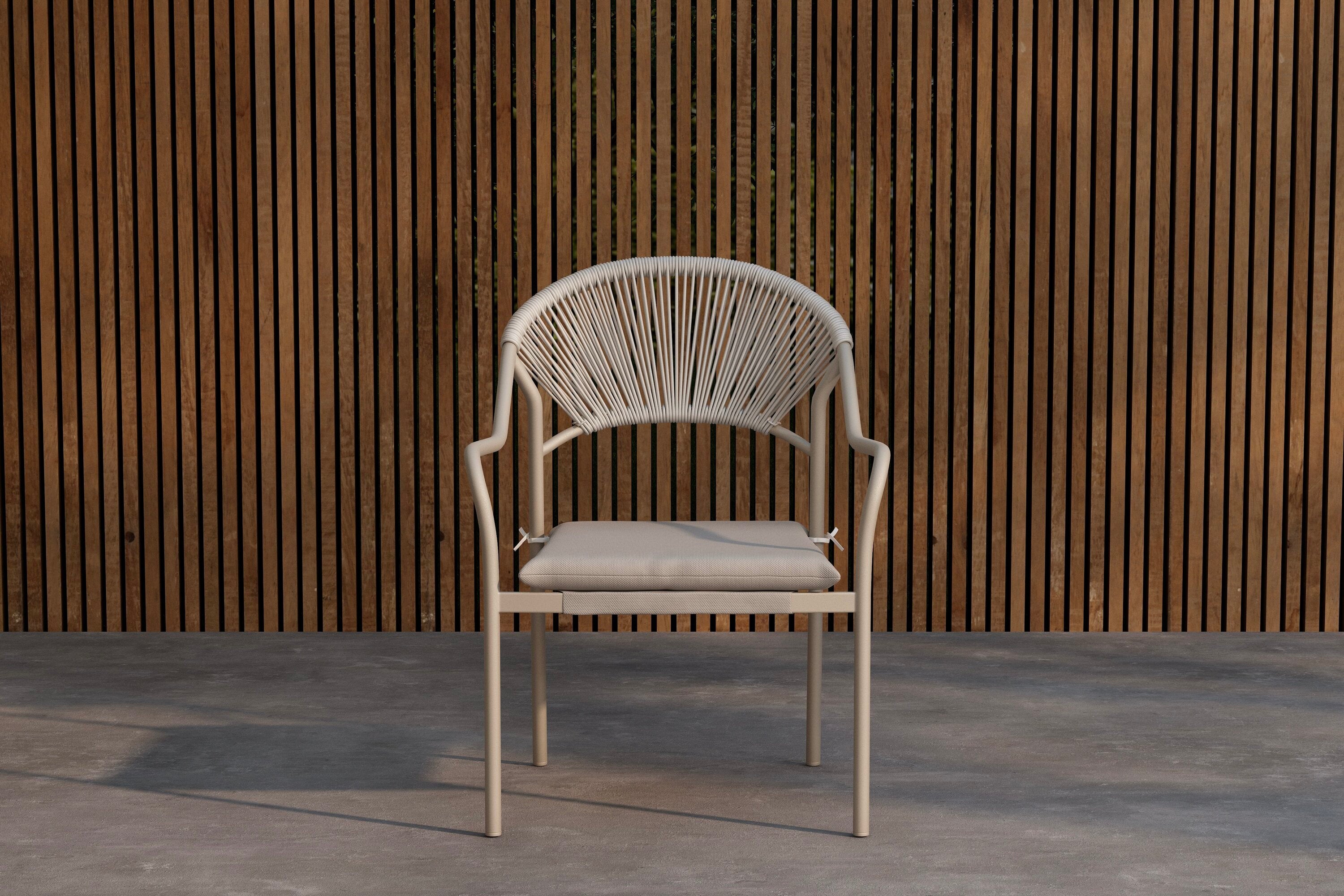 Paros Gartenstuhl in Beige präsentiert im Onlineshop von KAQTU Design AG. Gartenstuhl ist von Venture Home