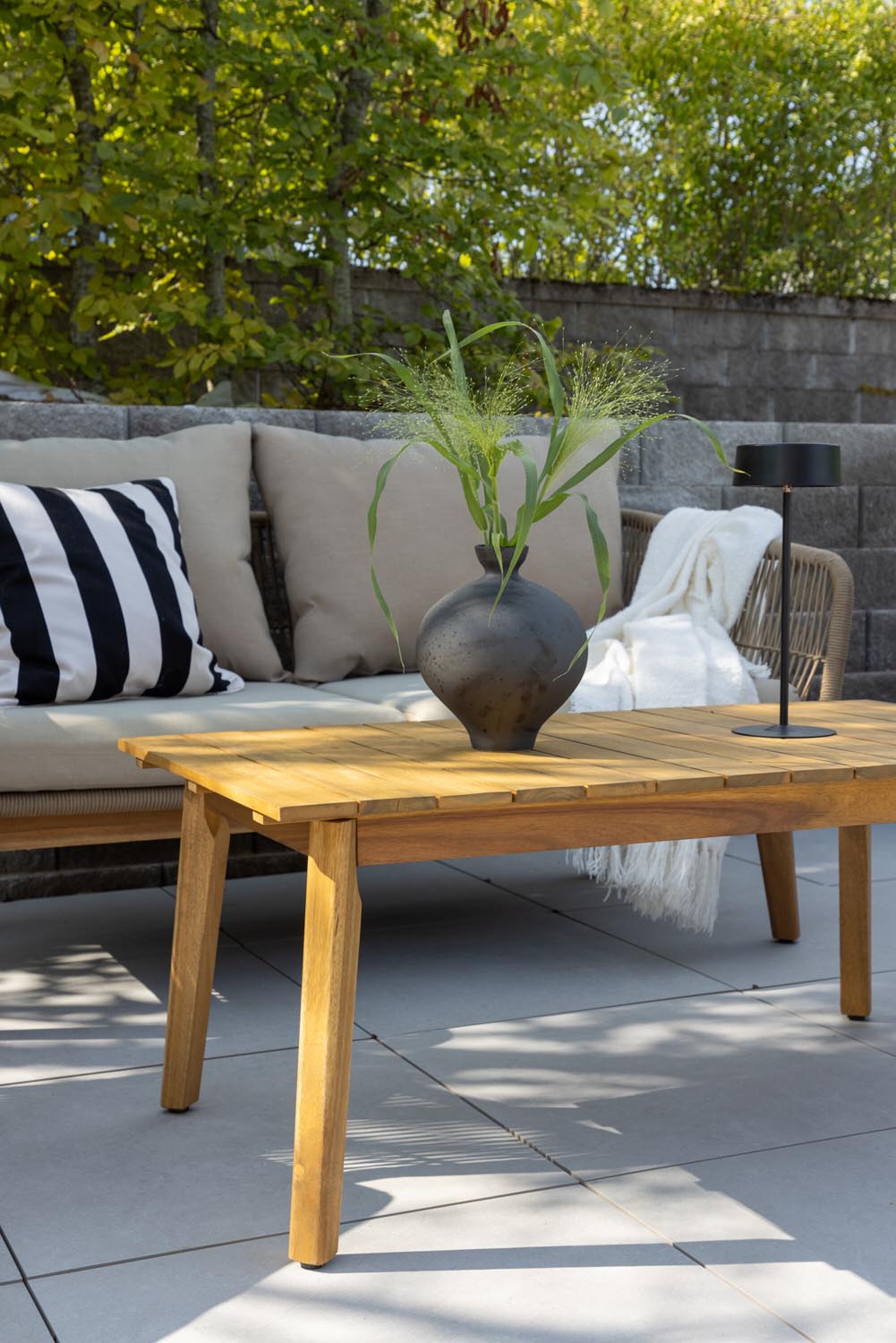 Chania Sofa-Set in Braun präsentiert im Onlineshop von KAQTU Design AG. Loungeset ist von Venture Home