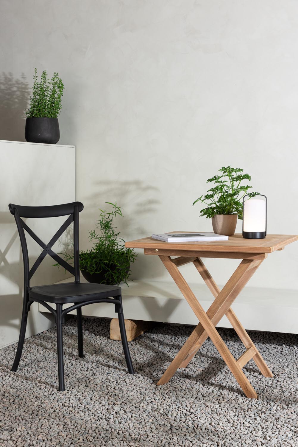 Kenya Café Esstisch in Natur präsentiert im Onlineshop von KAQTU Design AG. Beistelltisch Outdoor ist von Venture Home