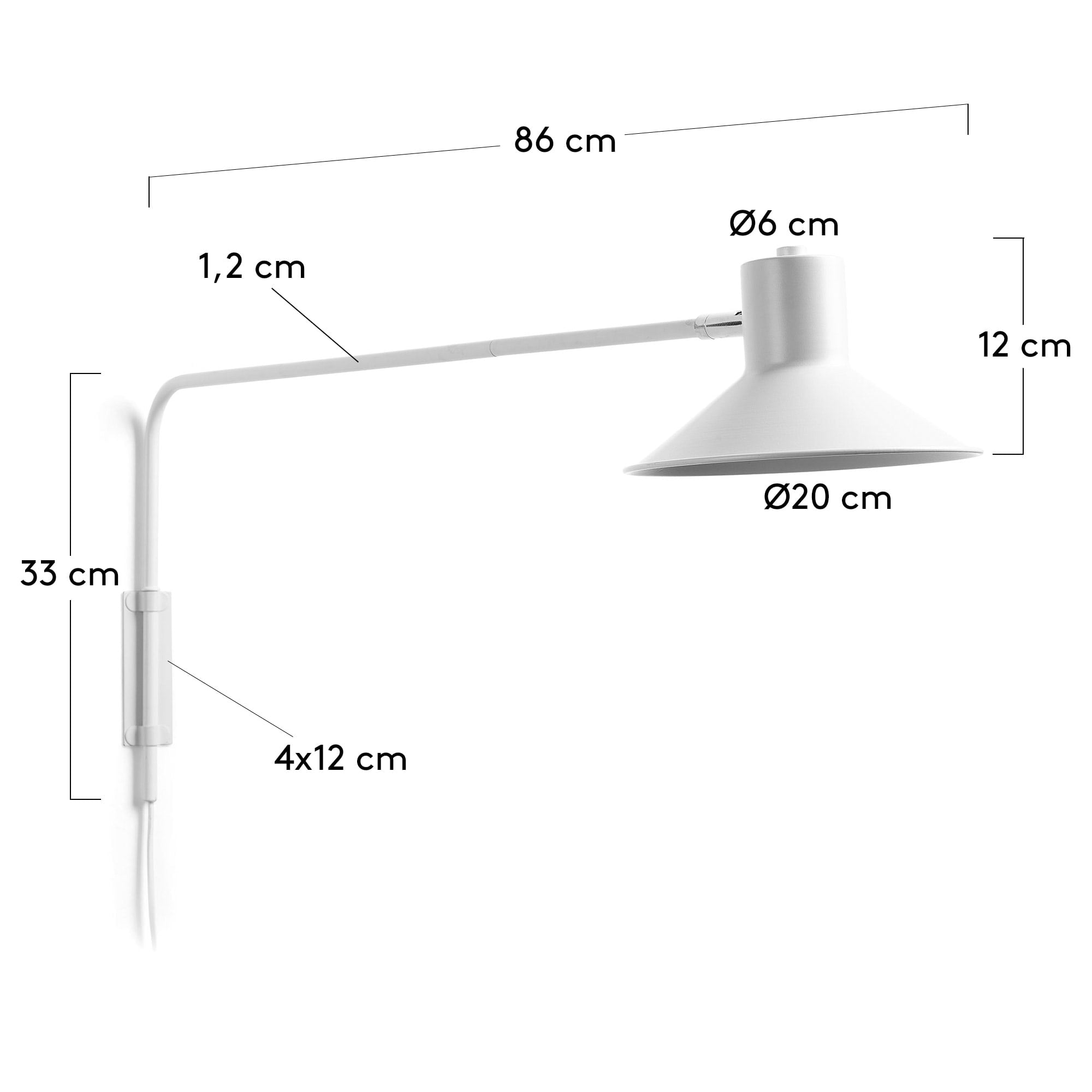 Die Aria Wandleuchte von Kave Home aus Stahl in Weiß bietet stilvolles Design und Funktionalität für moderne Wohnräume.