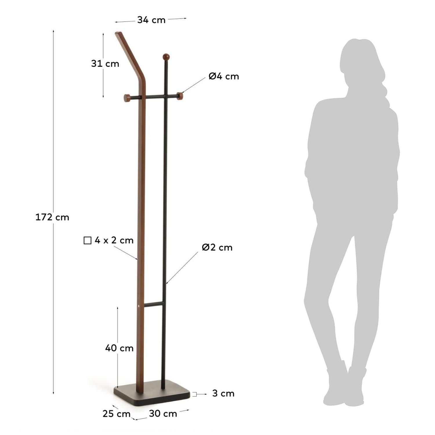 Elegante Magali Garderobe 172 cm aus Eiche und Metall von Kave Home.