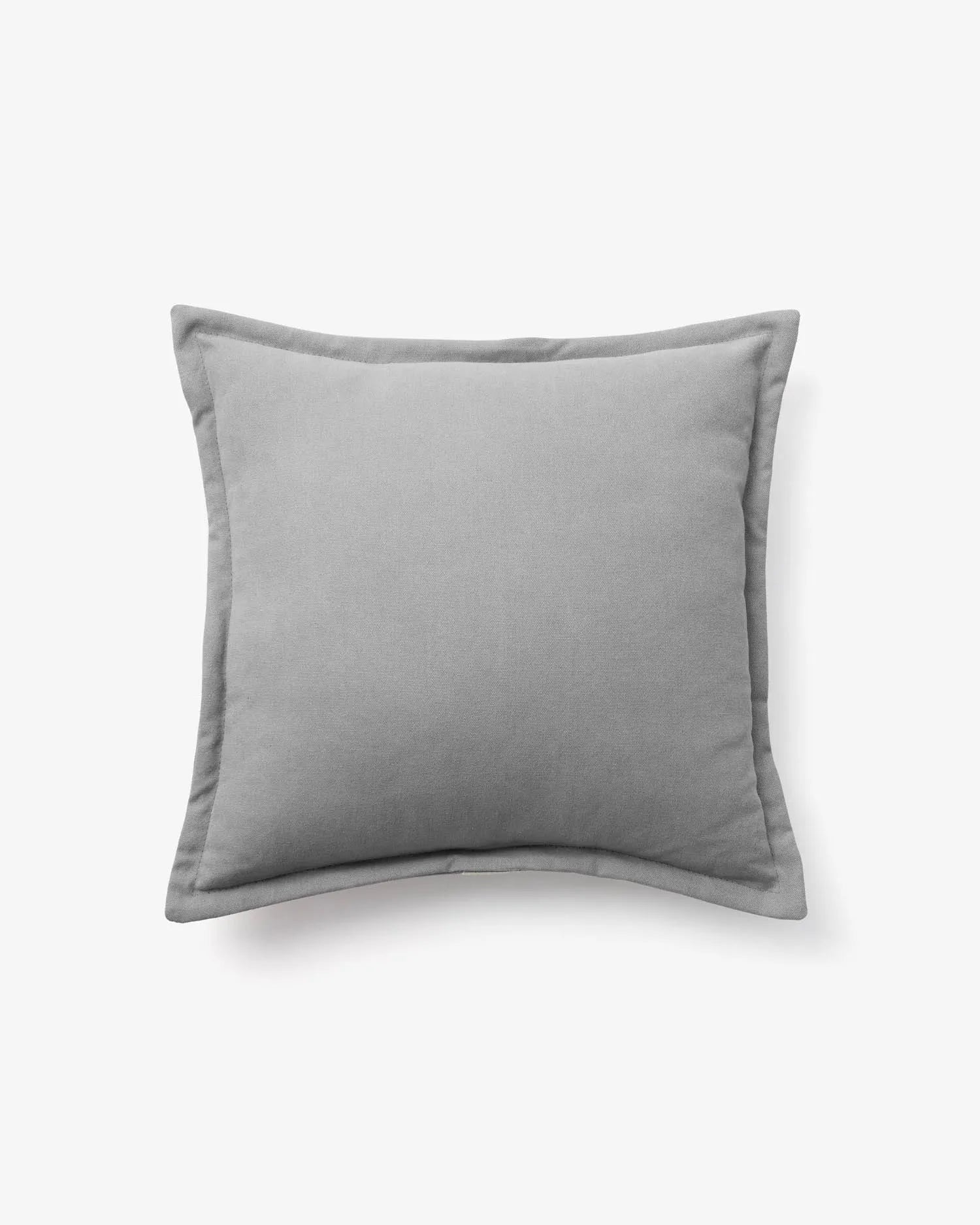 Lisette Kissenbezug 45 x 45 cm in grau in Grau präsentiert im Onlineshop von KAQTU Design AG. Deko Kissenbezug ist von Kave Home