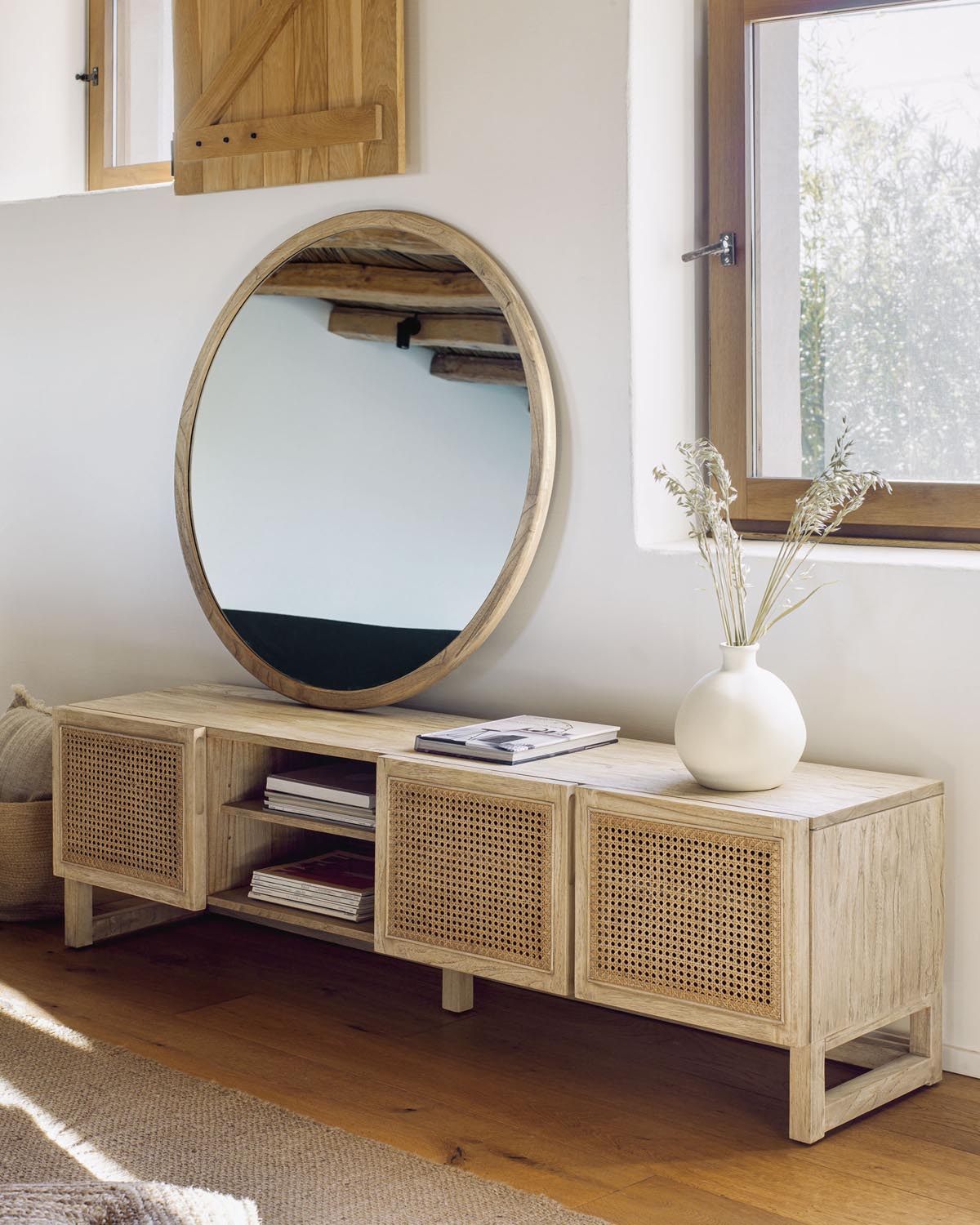 Alum round mirror made of solid mindi wood, 100 cm