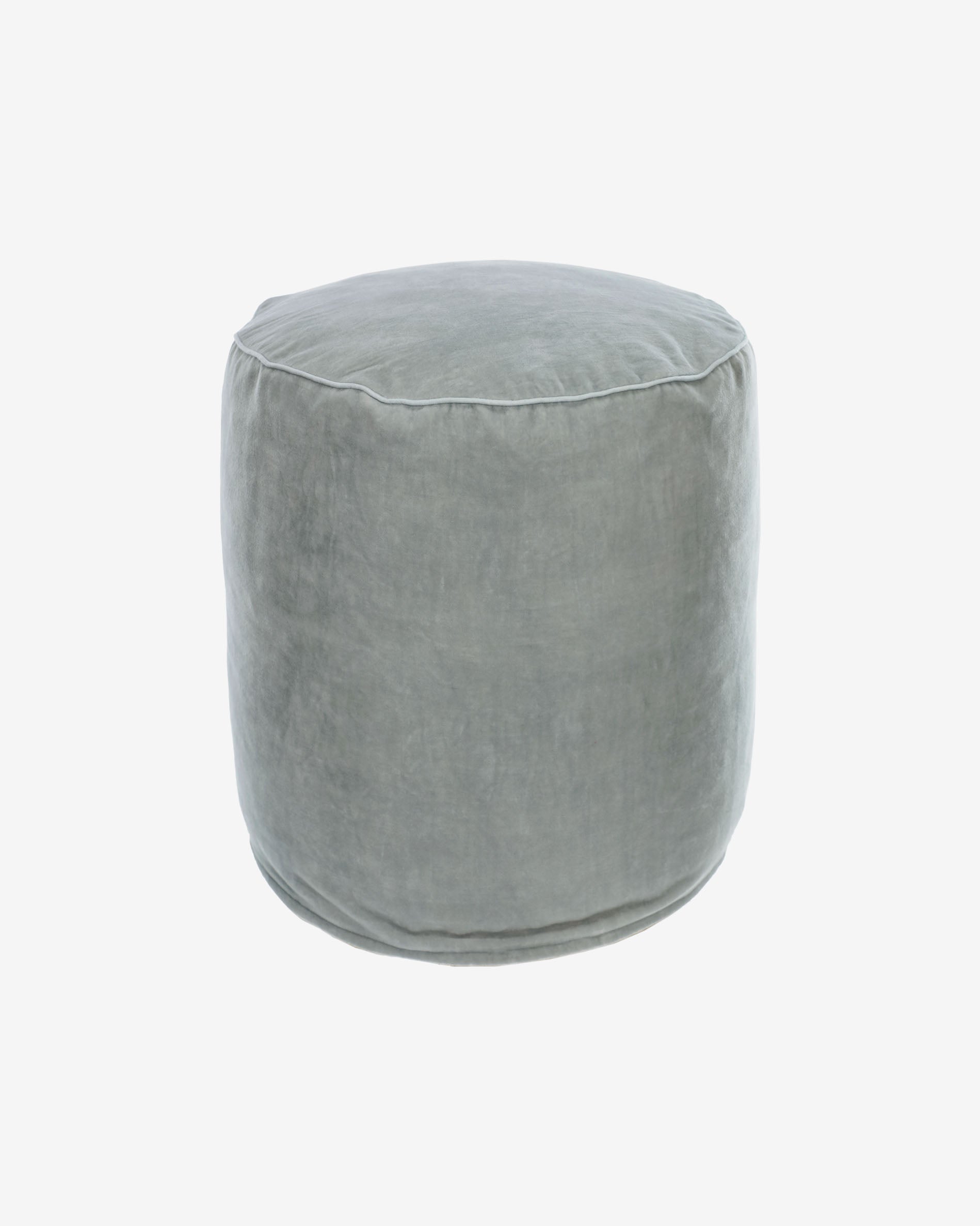 Runder Pouf Brunetta aus Samt helltürkis Ø 40 cm in Türkis präsentiert im Onlineshop von KAQTU Design AG. Pouf ist von Kave Home