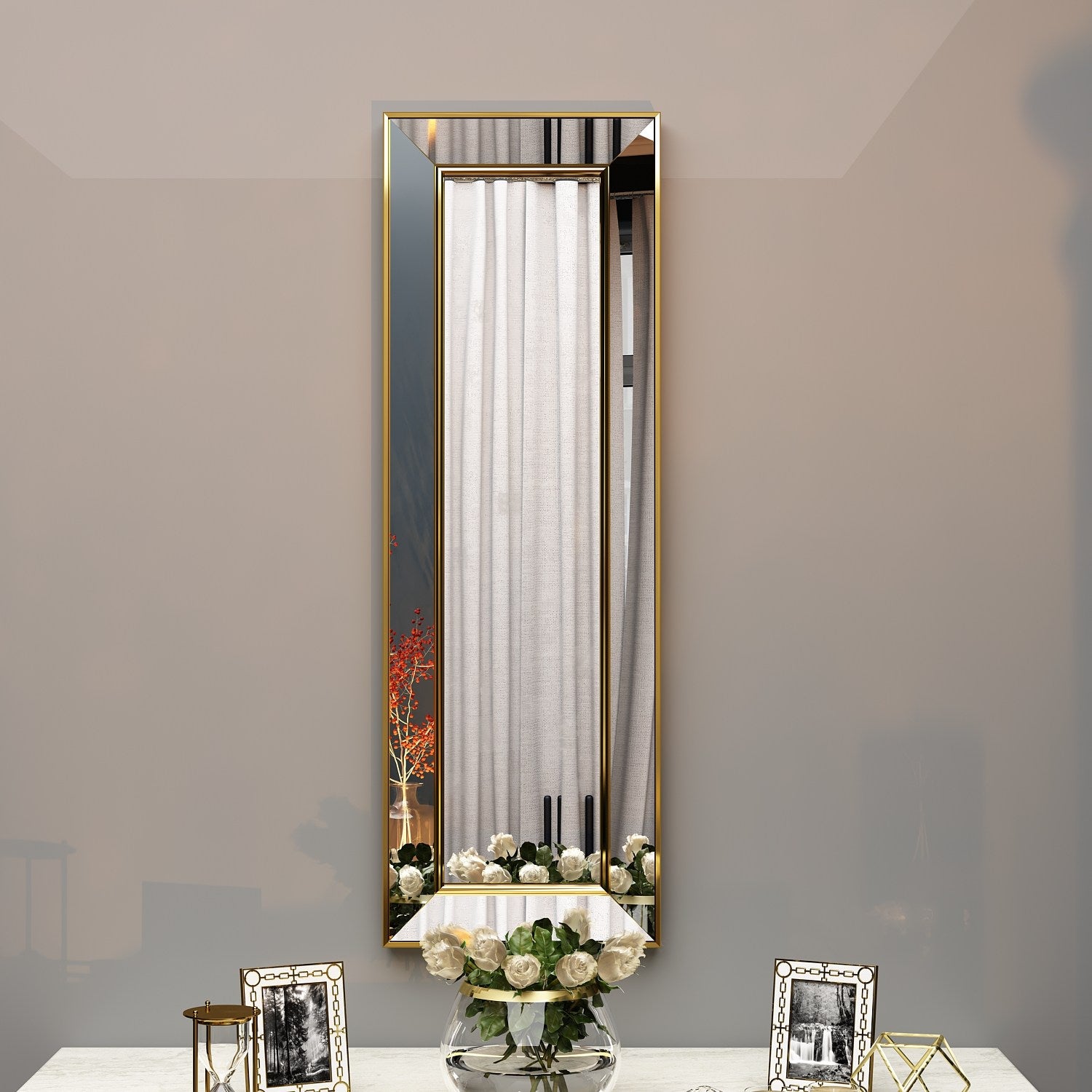 Carlos - Gold in Gold präsentiert im Onlineshop von KAQTU Design AG. Spiegel ist von Hanah Home