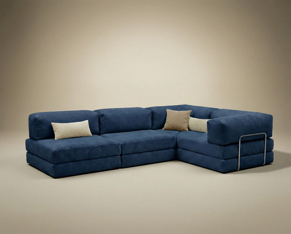 Marineblaues Eck-Schlafsofa aus Cord-Plüschstoff mit vier Kissen, Rollpack-Verpackung und abnehmbarem, waschbarem Bezug.