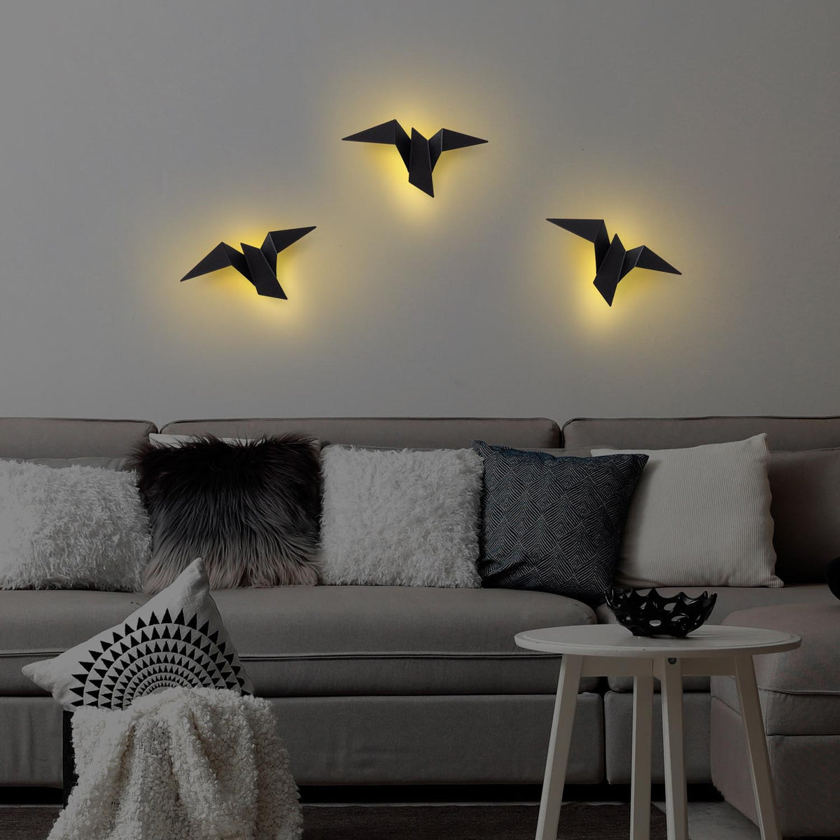 Pacalı Wandleuchte - Schwarz in Schwarz präsentiert im Onlineshop von KAQTU Design AG. Wandleuchte ist von Opviq