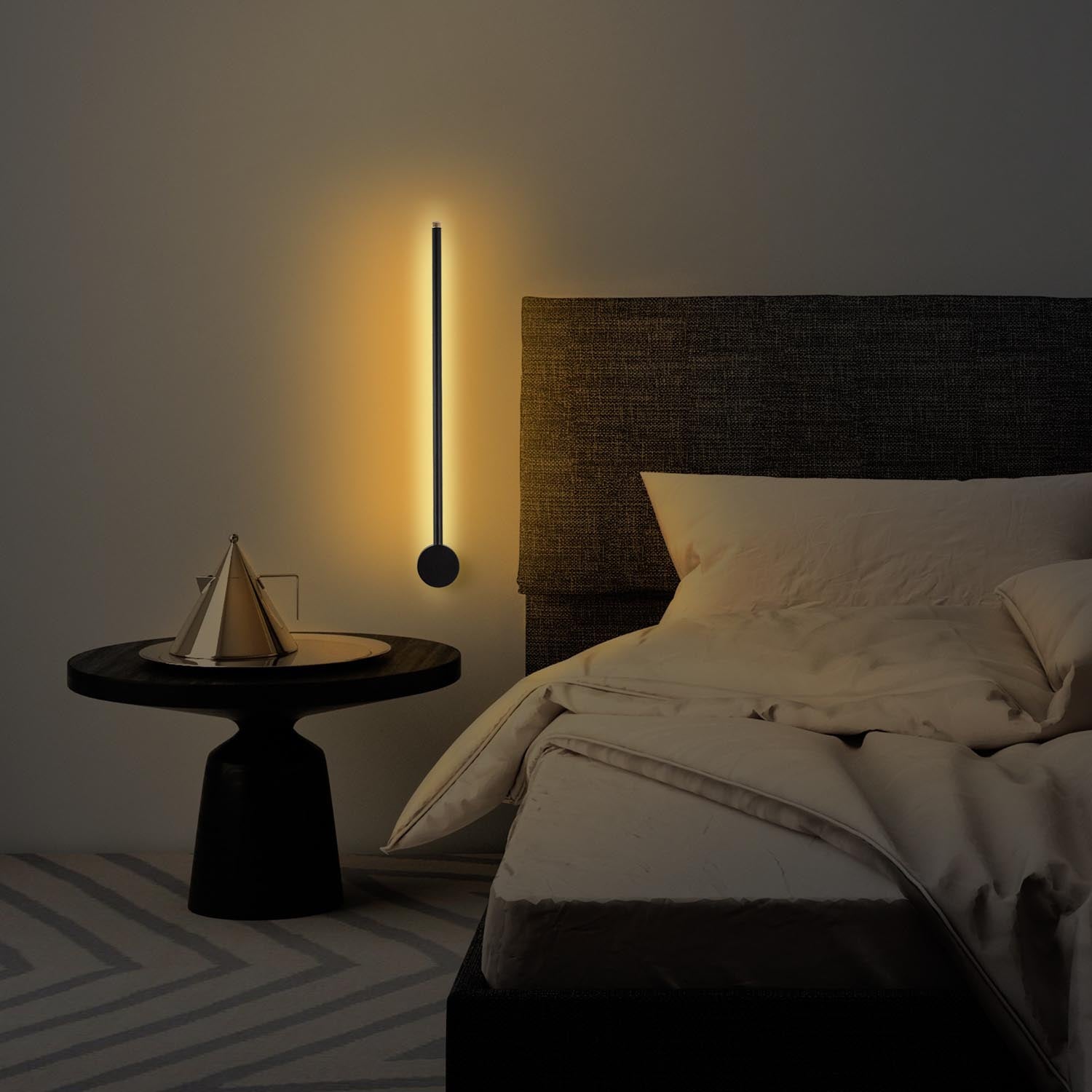 Sword - 13480 in Schwarz präsentiert im Onlineshop von KAQTU Design AG. Wandleuchte ist von Opviq