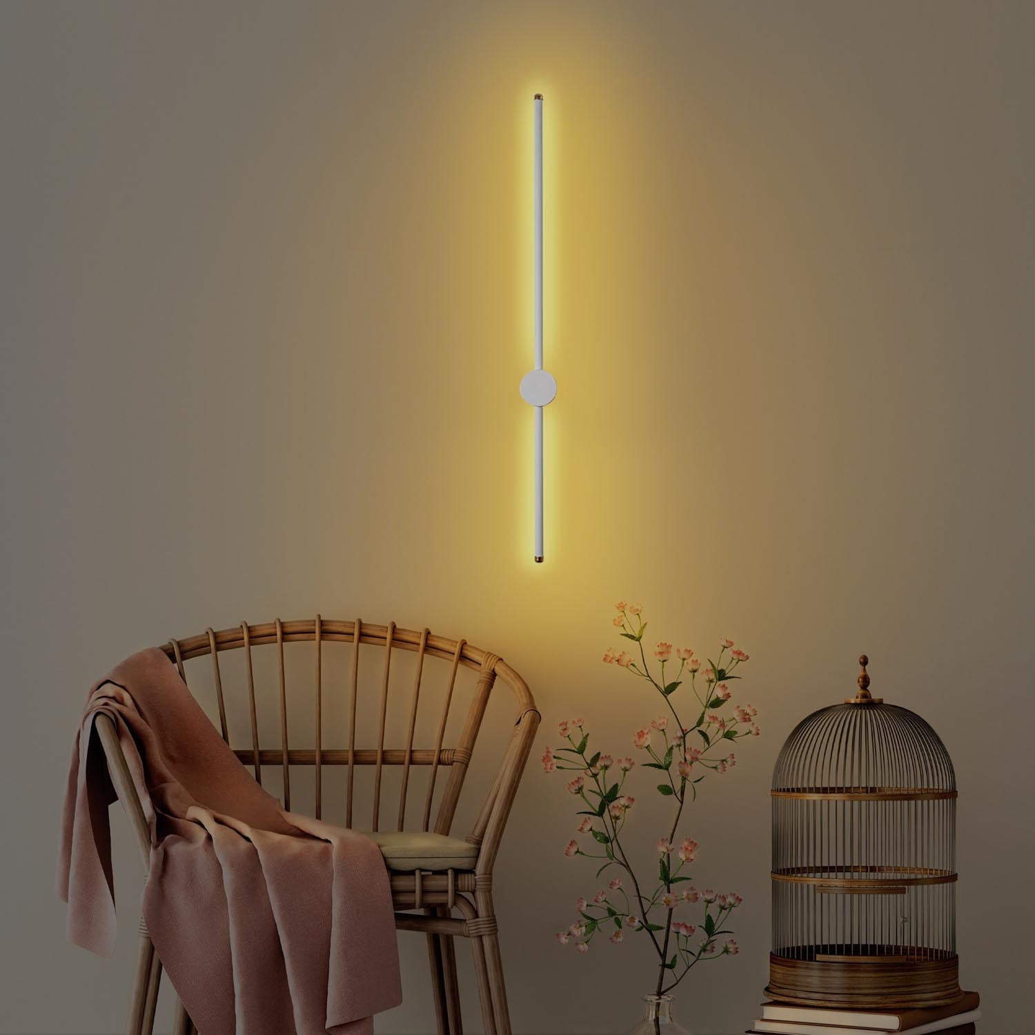 Sword - 13486 in Weiss präsentiert im Onlineshop von KAQTU Design AG. Wandleuchte ist von Opviq