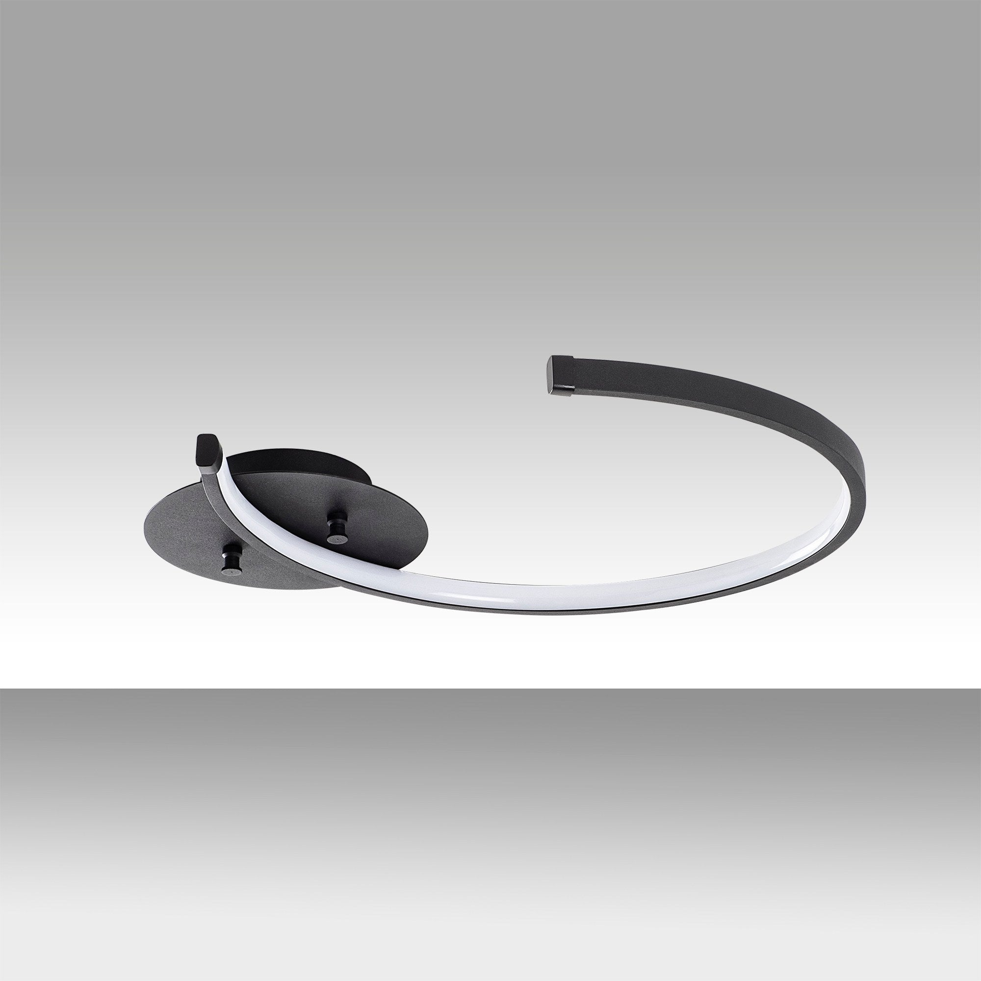 Moon - 13327 in Schwarz präsentiert im Onlineshop von KAQTU Design AG. Deckenleuchte ist von Opviq