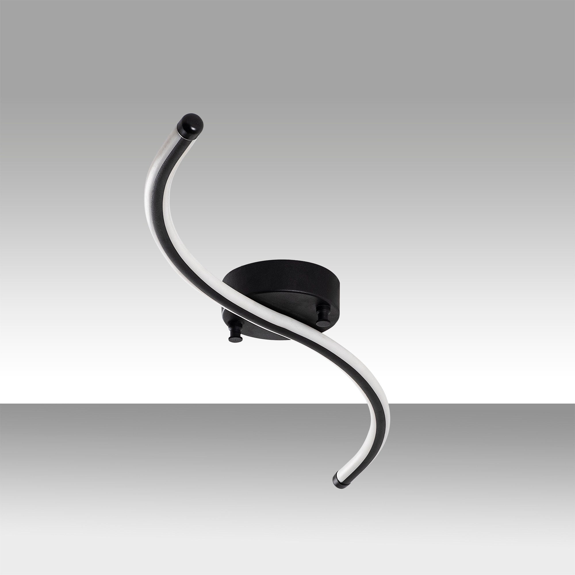 Yılan - 13278 in Schwarz präsentiert im Onlineshop von KAQTU Design AG. Deckenleuchte ist von Opviq