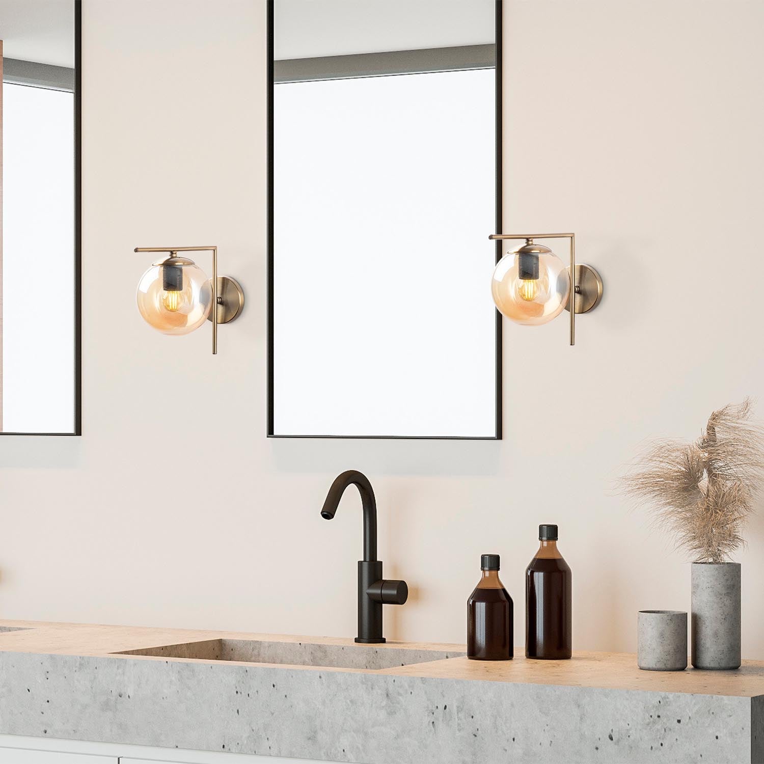 7142 - Antique in Antik präsentiert im Onlineshop von KAQTU Design AG. Wandleuchte ist von Opviq