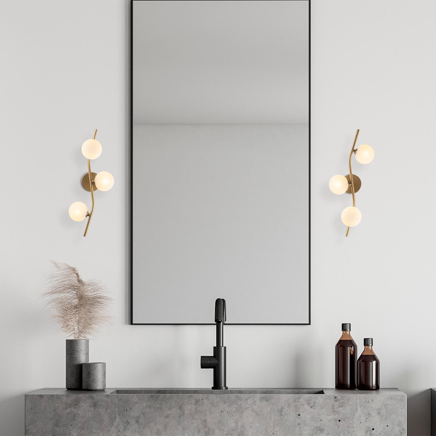 7147 - Antique in Antik präsentiert im Onlineshop von KAQTU Design AG. Wandleuchte ist von Opviq