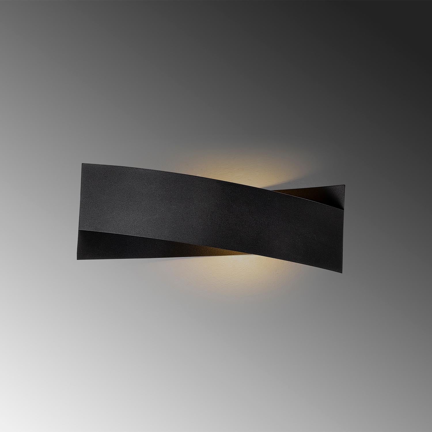 7156 - Black in Schwarz präsentiert im Onlineshop von KAQTU Design AG. Wandleuchte ist von Opviq