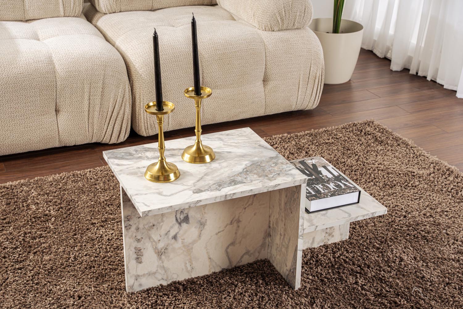 Harmony - Fressia Marble in Freesia- Marmor präsentiert im Onlineshop von KAQTU Design AG. Beistelltisch ist von Nordure