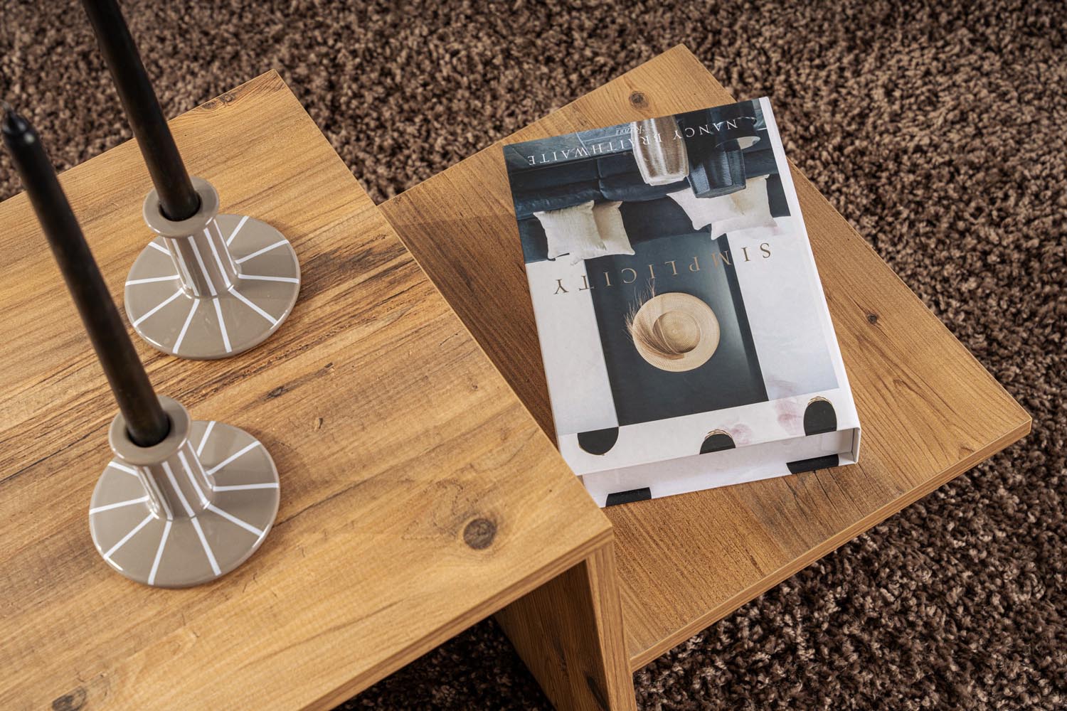 Harmony - Atlantic Pine in Atlantische Kiefer präsentiert im Onlineshop von KAQTU Design AG. Beistelltisch ist von Nordure