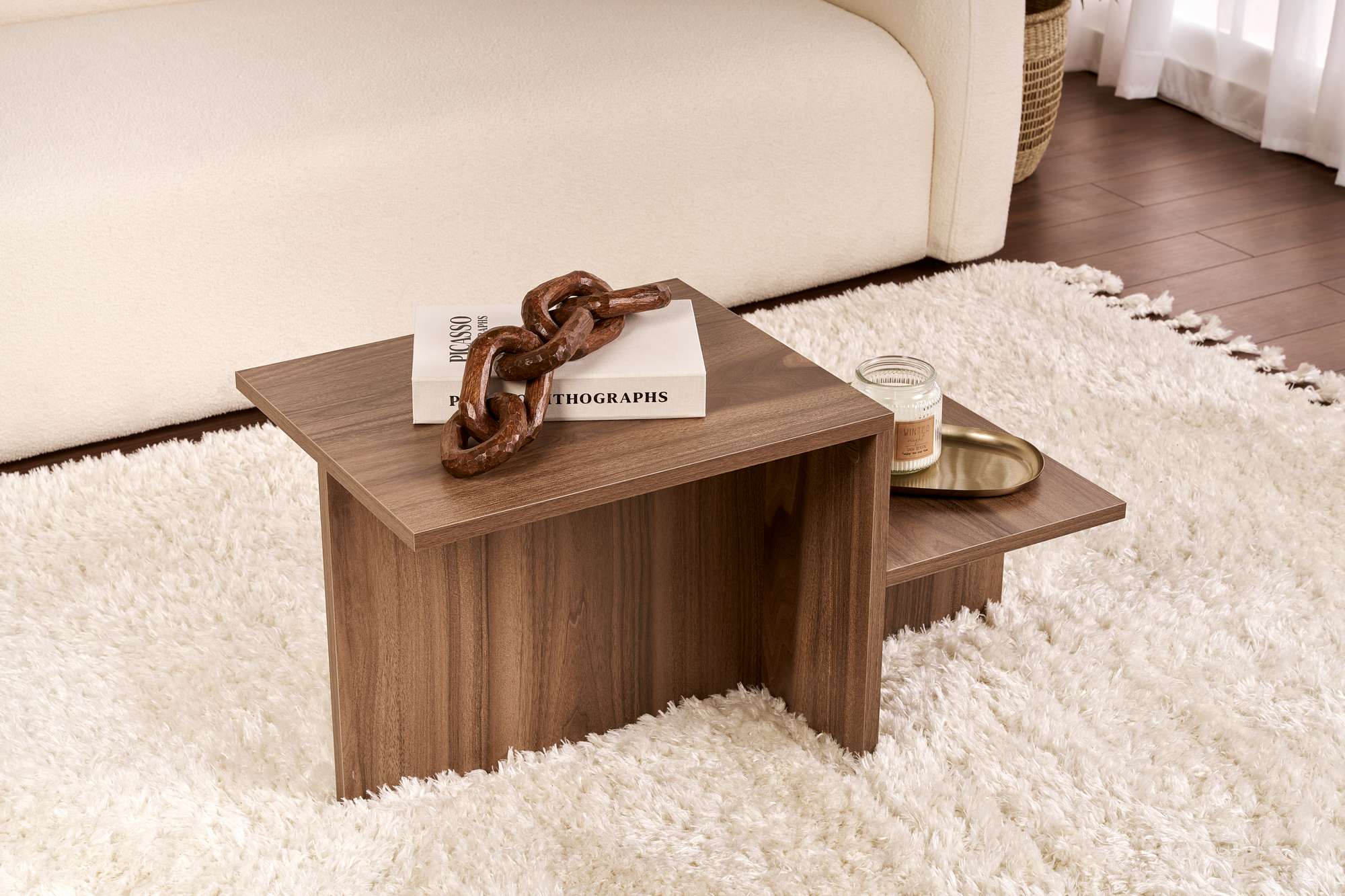 Harmony - Walnut in Walnuss präsentiert im Onlineshop von KAQTU Design AG. Beistelltisch ist von Nordure