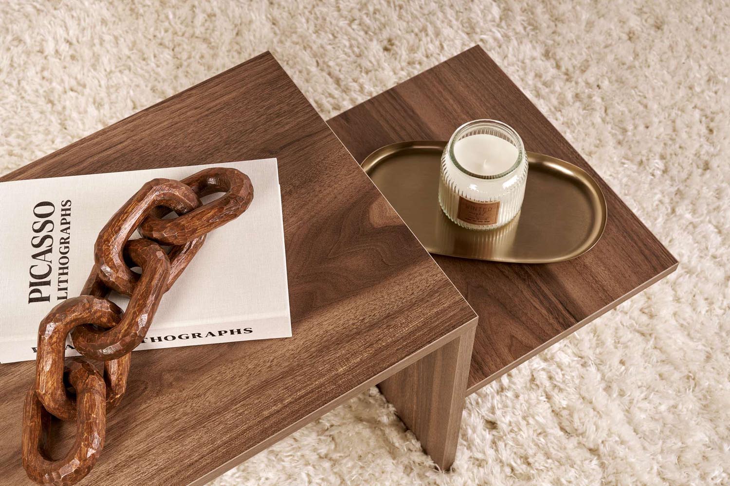 Harmony - Walnut in Walnuss präsentiert im Onlineshop von KAQTU Design AG. Beistelltisch ist von Nordure