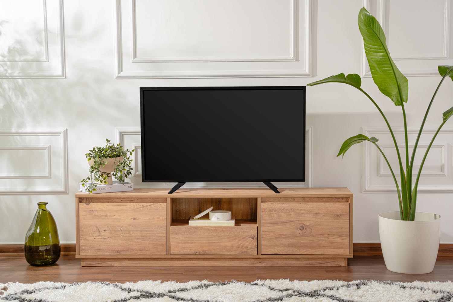 Vanguard - Atlantic Pine in Atlantische Kiefer präsentiert im Onlineshop von KAQTU Design AG. Sideboard ist von Nordure