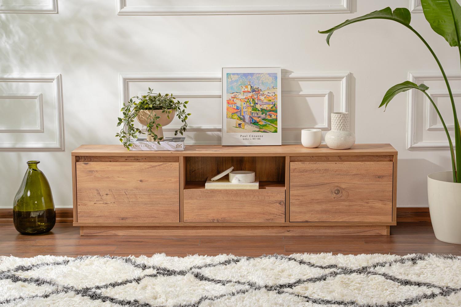 Vanguard - Atlantic Pine in Atlantische Kiefer präsentiert im Onlineshop von KAQTU Design AG. Sideboard ist von Nordure