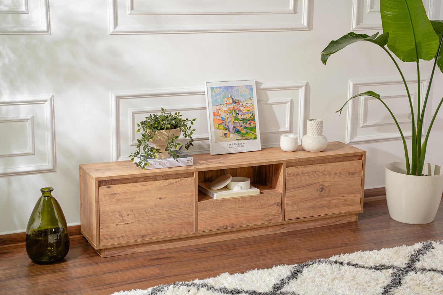 Vanguard - Atlantic Pine in Atlantische Kiefer präsentiert im Onlineshop von KAQTU Design AG. Sideboard ist von Nordure