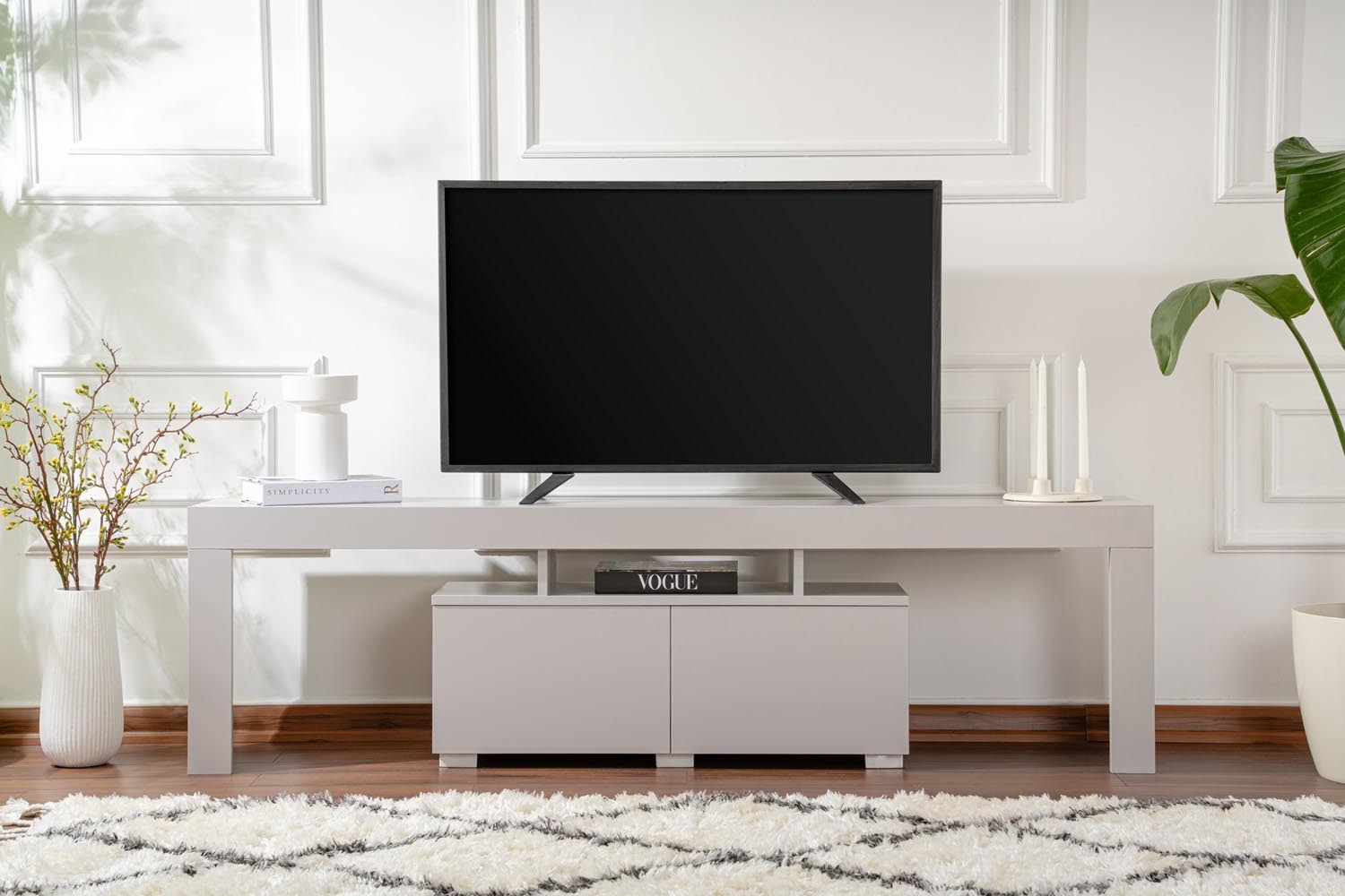Enclave - Grey in Grau präsentiert im Onlineshop von KAQTU Design AG. Sideboard ist von Nordure