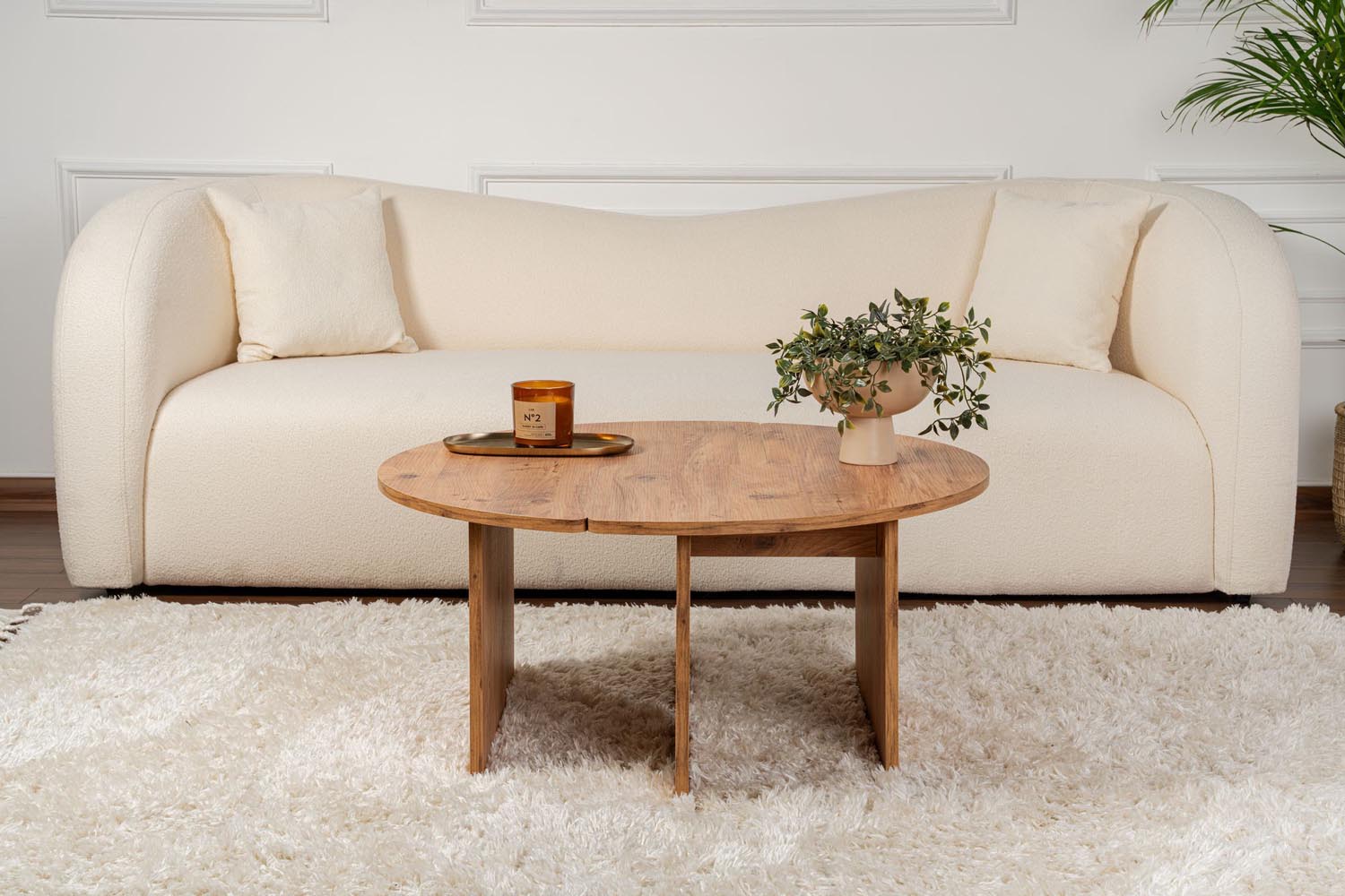 Moira - Atlantic Pine in Atlantische Kiefer präsentiert im Onlineshop von KAQTU Design AG. Beistelltisch ist von Nordure
