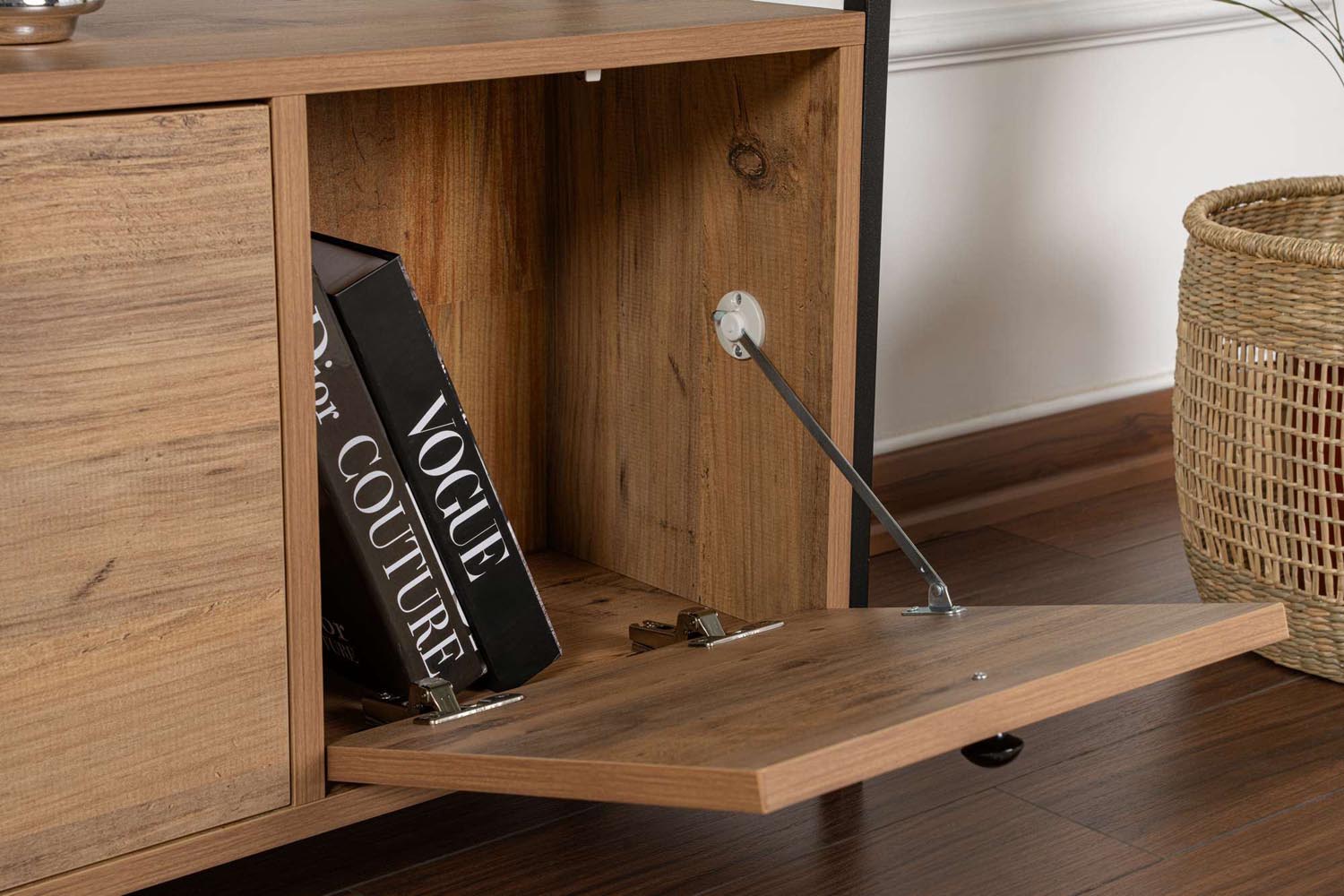 Solace - Atlantic Pine, Black in Atlantische Kiefer Schwarz präsentiert im Onlineshop von KAQTU Design AG. High-Sideboard ist von Nordure