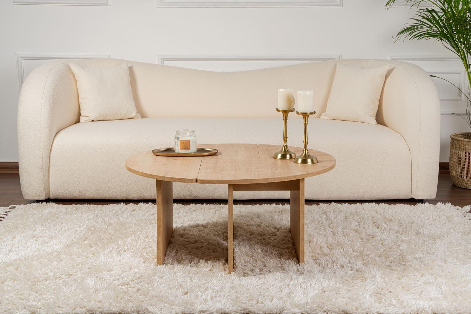 Moira - Oak in Eiche präsentiert im Onlineshop von KAQTU Design AG. Beistelltisch ist von Nordure