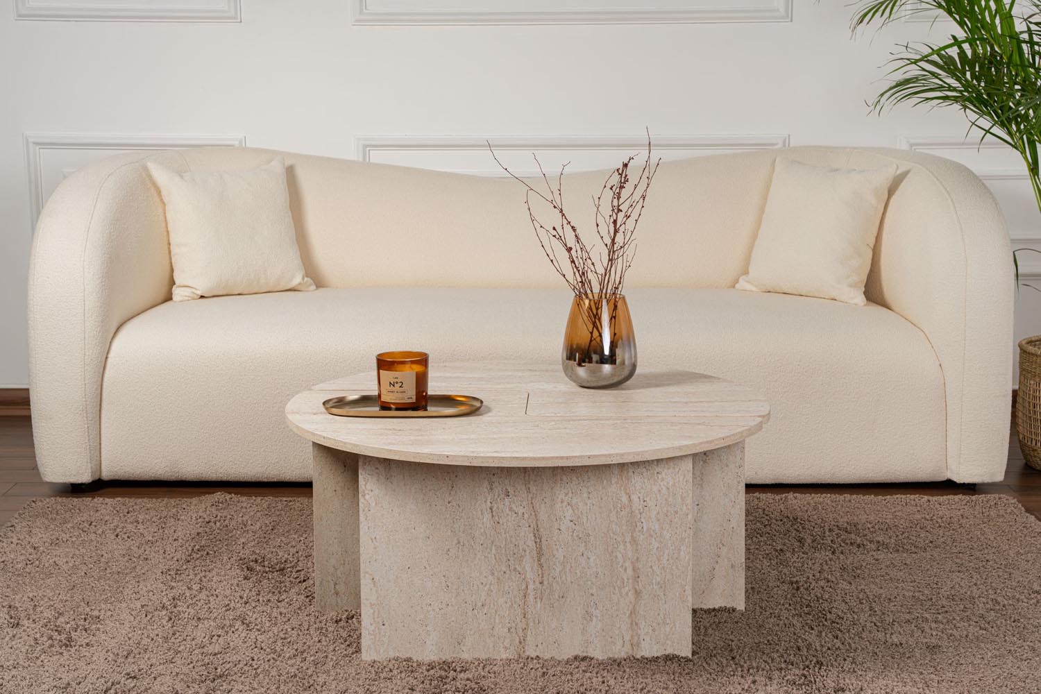 Moira - Travertine in Travertin präsentiert im Onlineshop von KAQTU Design AG. Beistelltisch ist von Nordure