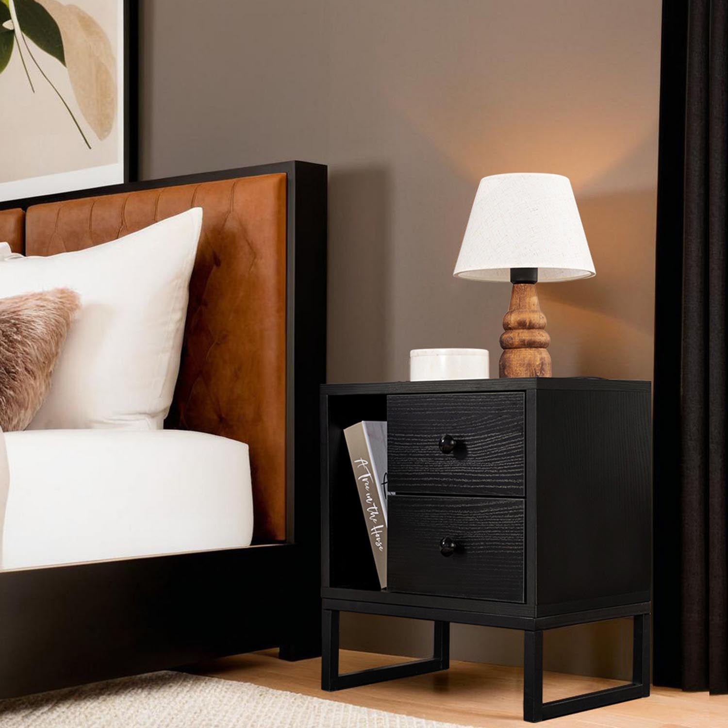 Glimmer - Wood Black, Black in Holz Schwarz
 Schwarz präsentiert im Onlineshop von KAQTU Design AG. Nachttisch ist von Nordure