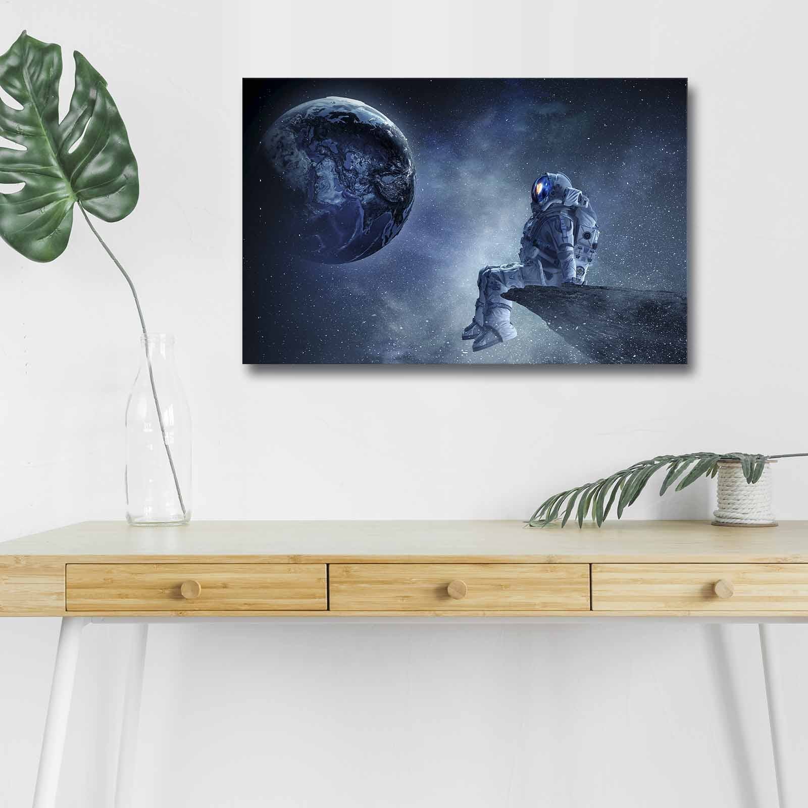 NASA-005 in Mehrfarbig präsentiert im Onlineshop von KAQTU Design AG. Bild ist von Wallity