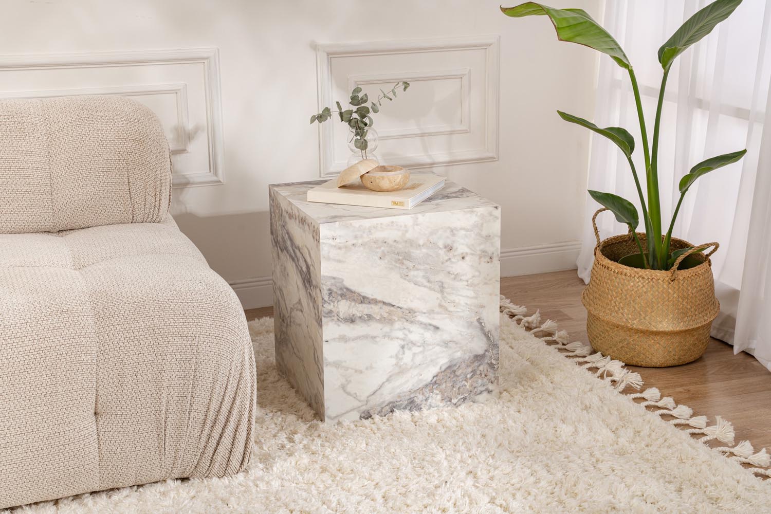Küp - Freesia in Freesia- Marmor präsentiert im Onlineshop von KAQTU Design AG. Beistelltisch ist von Nordure