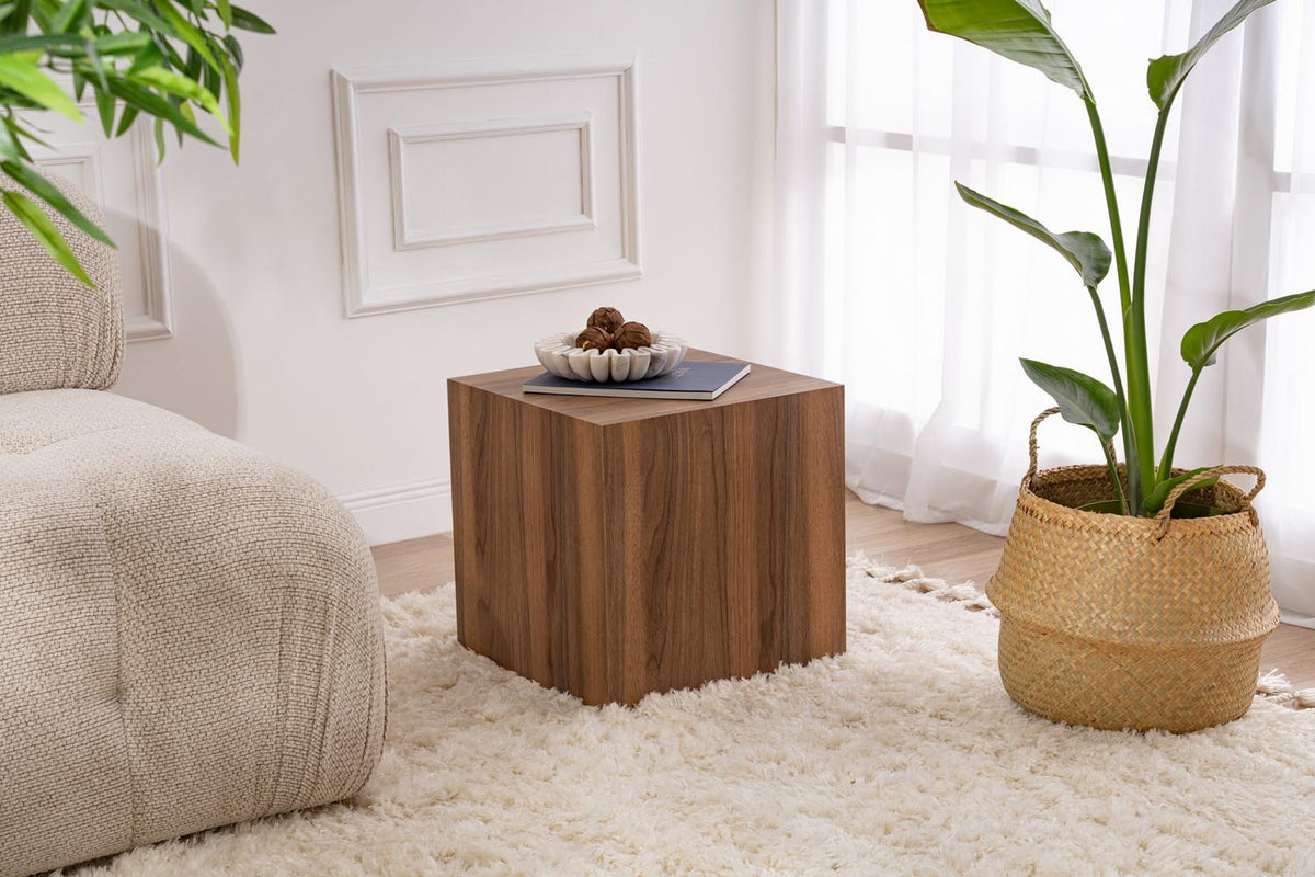 Küp Sofatisch - Walnuss in Walnuss präsentiert im Onlineshop von KAQTU Design AG. Beistelltisch ist von Nordure