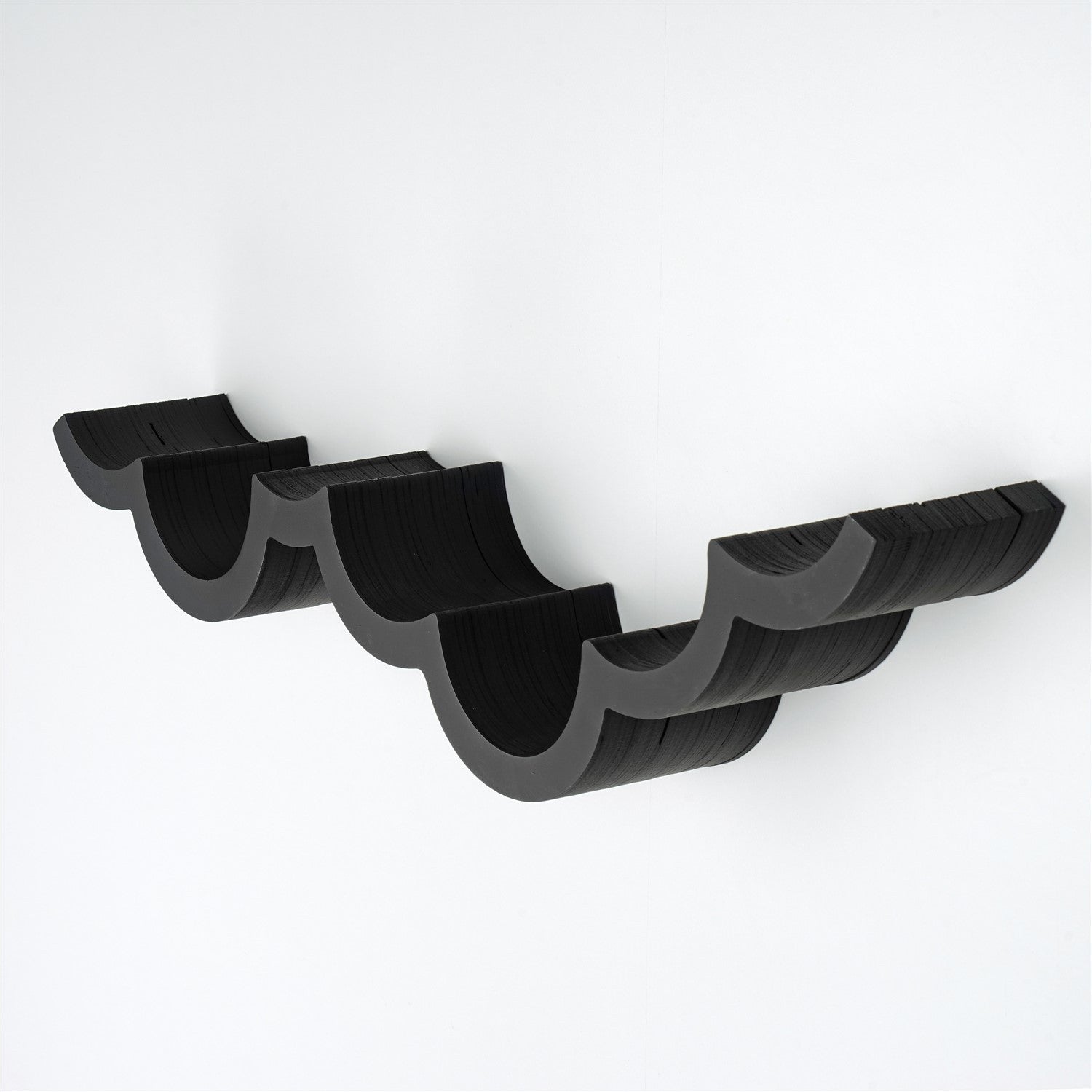 Wc018 in Schwarz präsentiert im Onlineshop von KAQTU Design AG. Toilettenartikel ist von Hanah Home