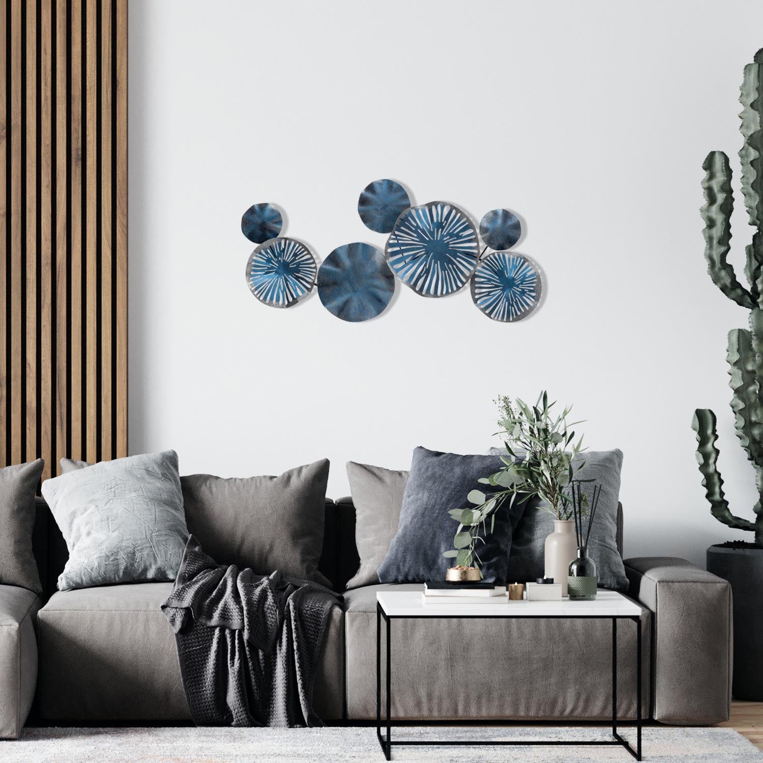 Astrid - CH102-5 in Mehrfarbig präsentiert im Onlineshop von KAQTU Design AG. Wanddeko ist von Wallity