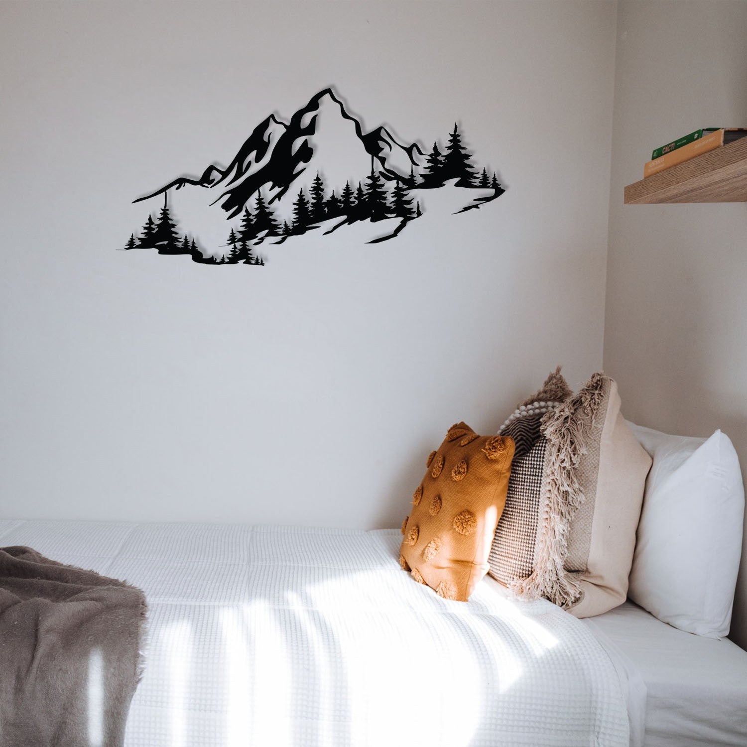 Mountain 3 in Schwarz präsentiert im Onlineshop von KAQTU Design AG. Wanddeko ist von Wallity
